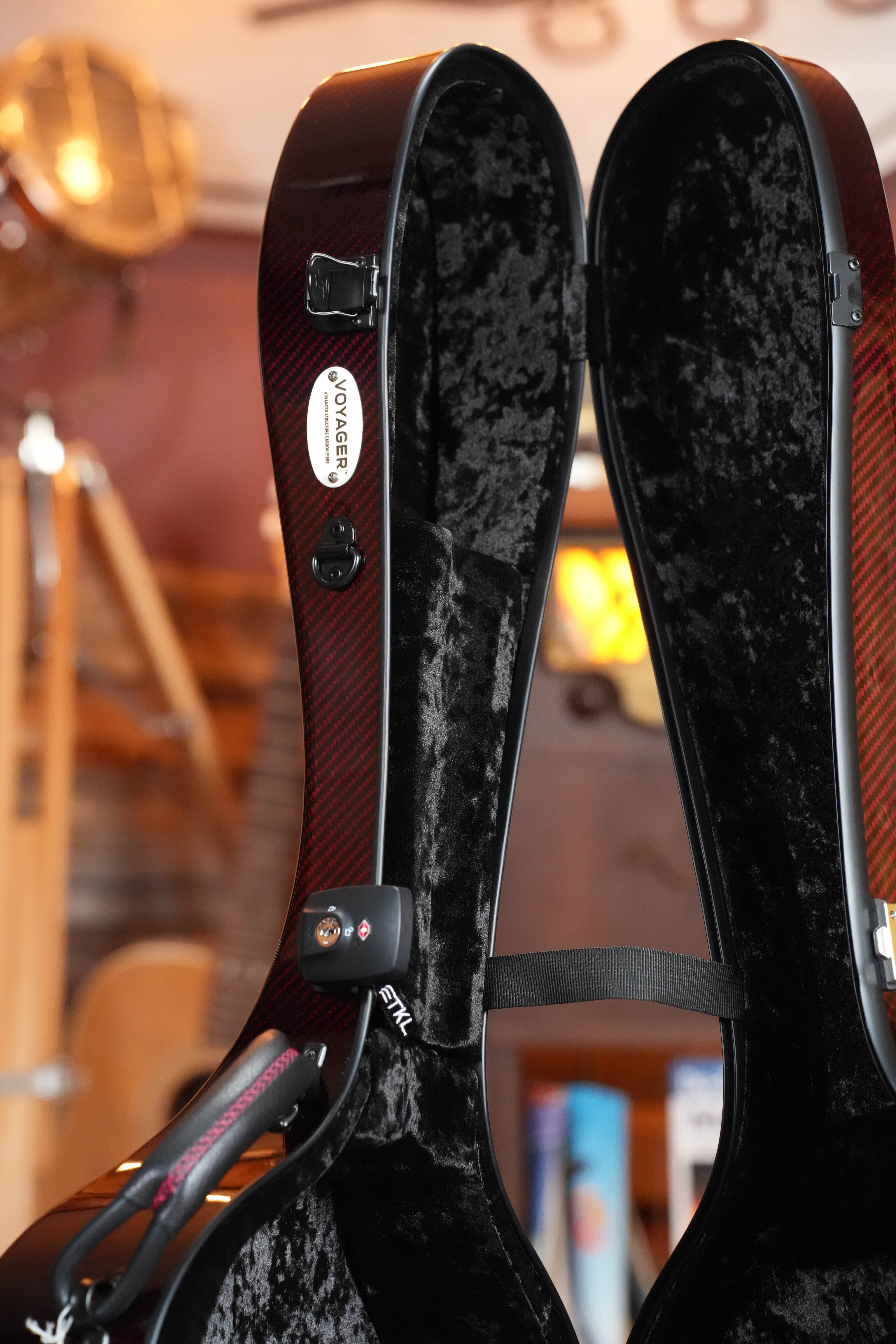 TKL Voyager 14-Fret Traditional OptiX Red/Black Carbon Fiber Dreadnought Case