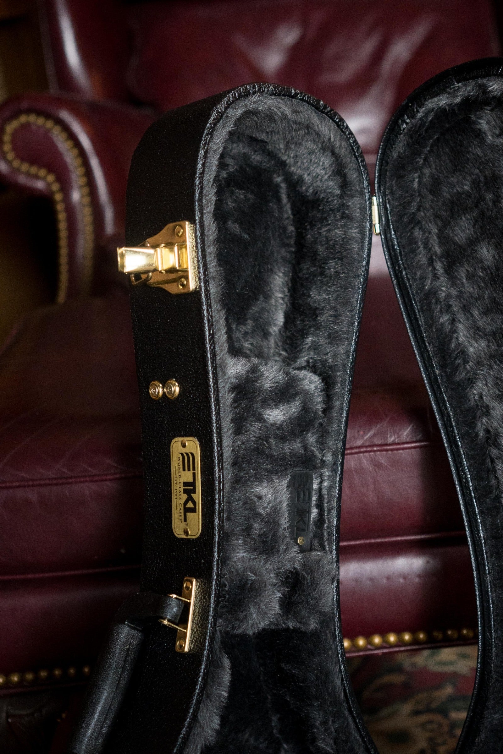 TKL 07851 Premier Black A-Style Mandolin Hardshell Case
