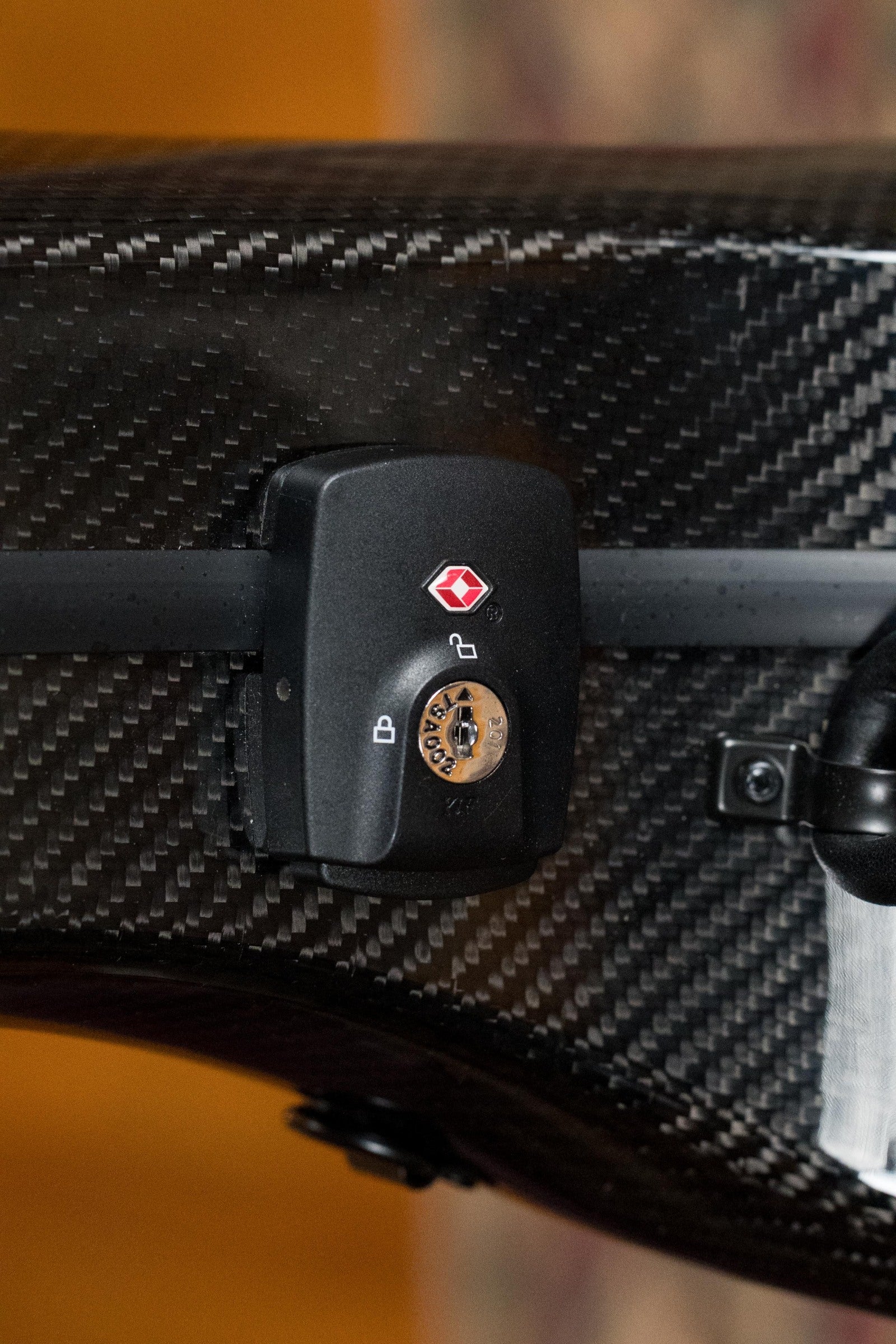 TKL C4002 Voyager Carbon Fiber Classical OOO/OM 14F Case - Black w/Blue Interior