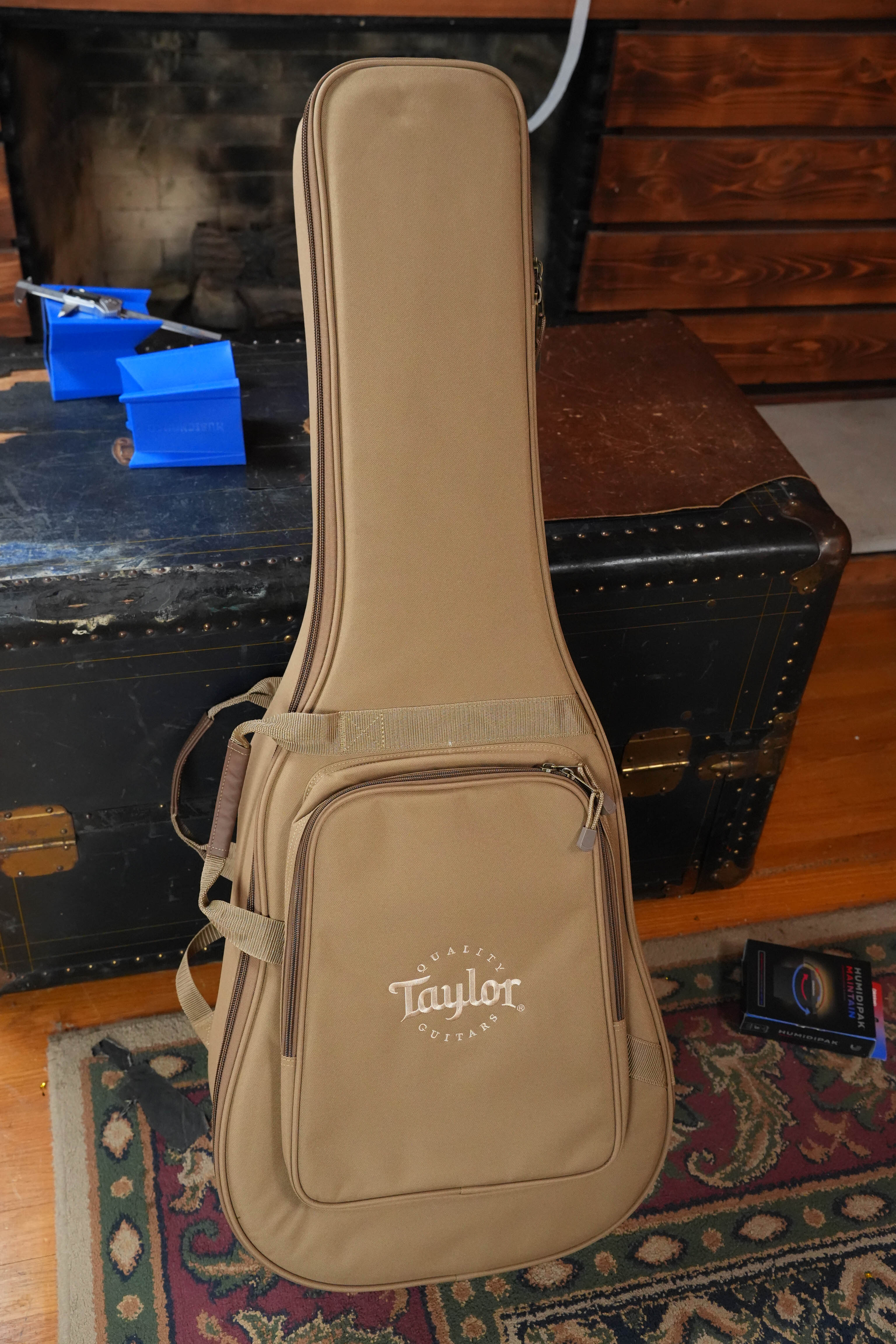 Taylor 214ce Grand Auditorium Acoustic-Electric #6270