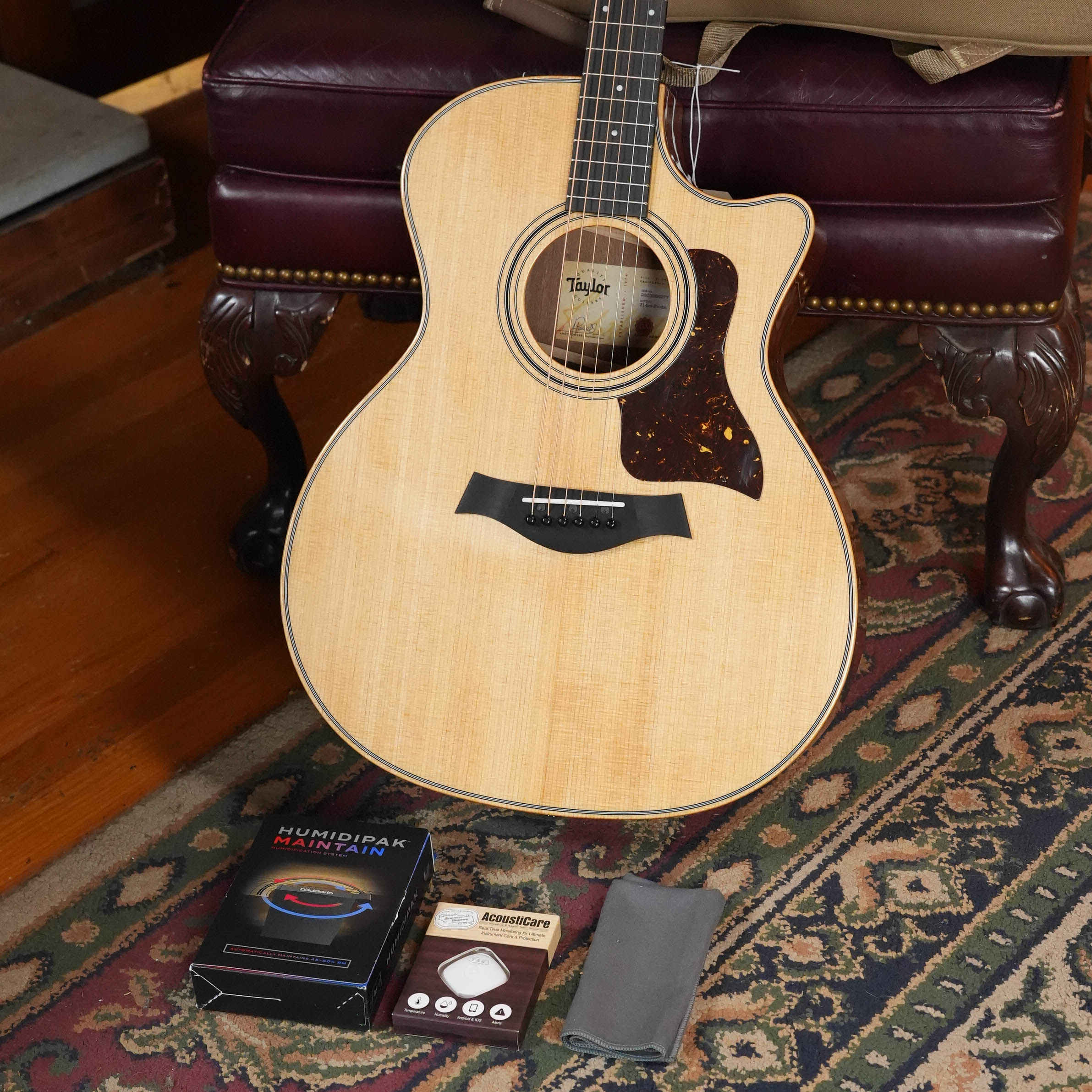 Taylor 314ce Studio Grand Auditorium Acoustic-Electric #6277