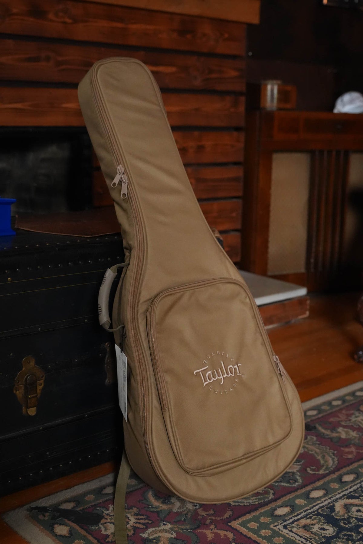 Taylor Academy 12e-N Grand Concert Nylon-String #6047