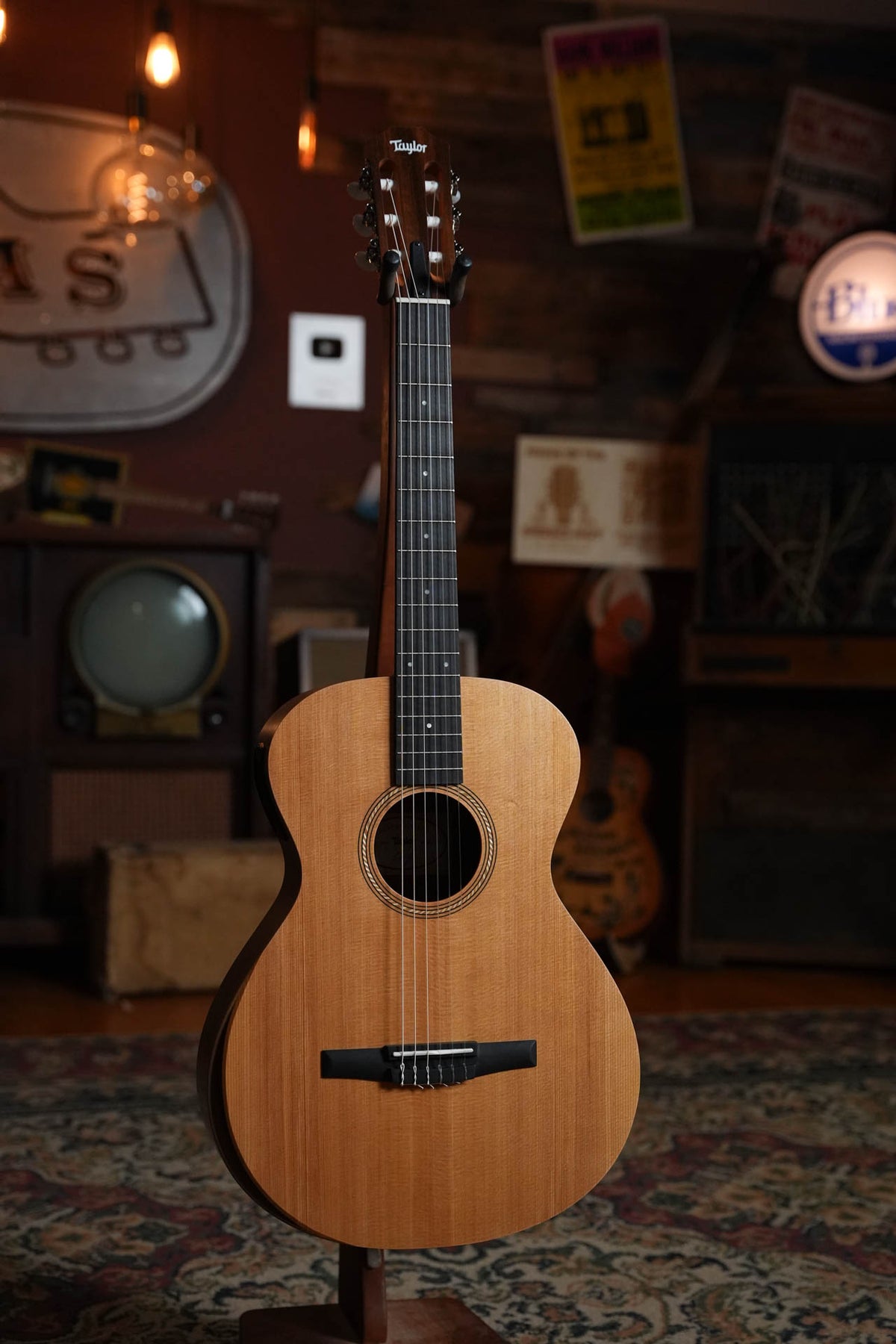 Taylor Academy 12e-N Grand Concert Nylon-String #6047