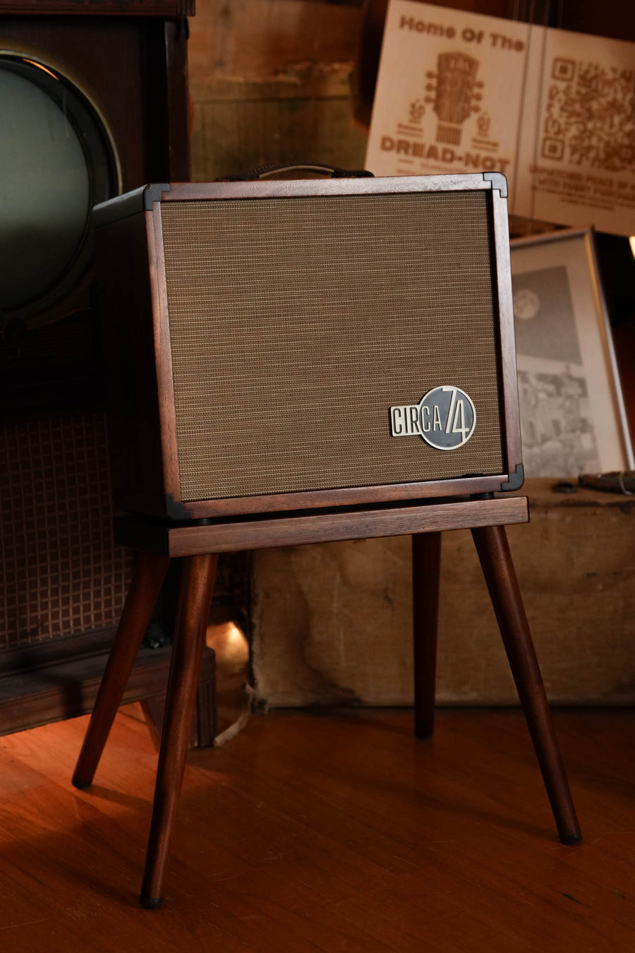 Taylor Circa 74 AV150-10 150-Watt Acoustic Amplifier Mahogany #5620