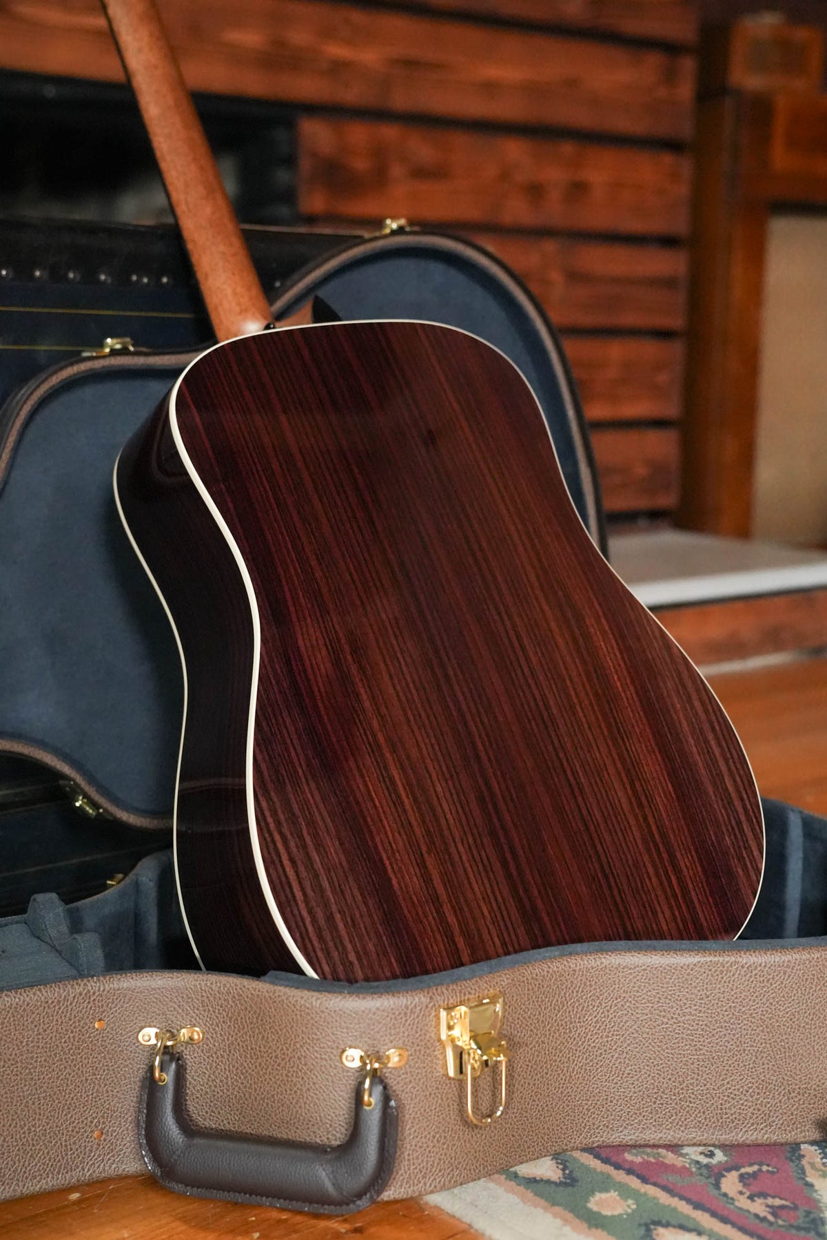 Taylor Gold Label 710e Dreadnought Acoustic-Electric Natural #6024