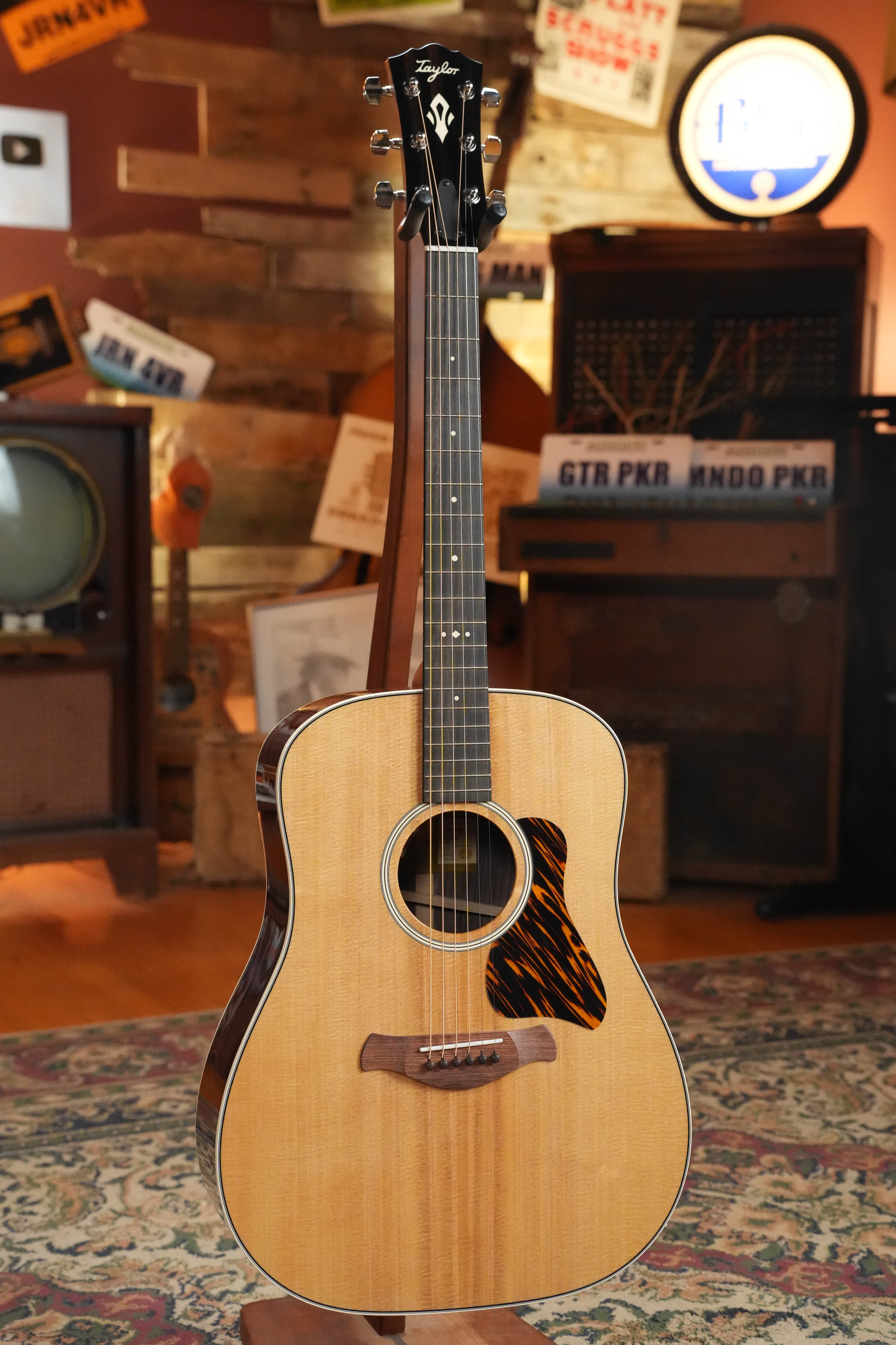 Taylor Gold Label 710e #6056 — actual unit