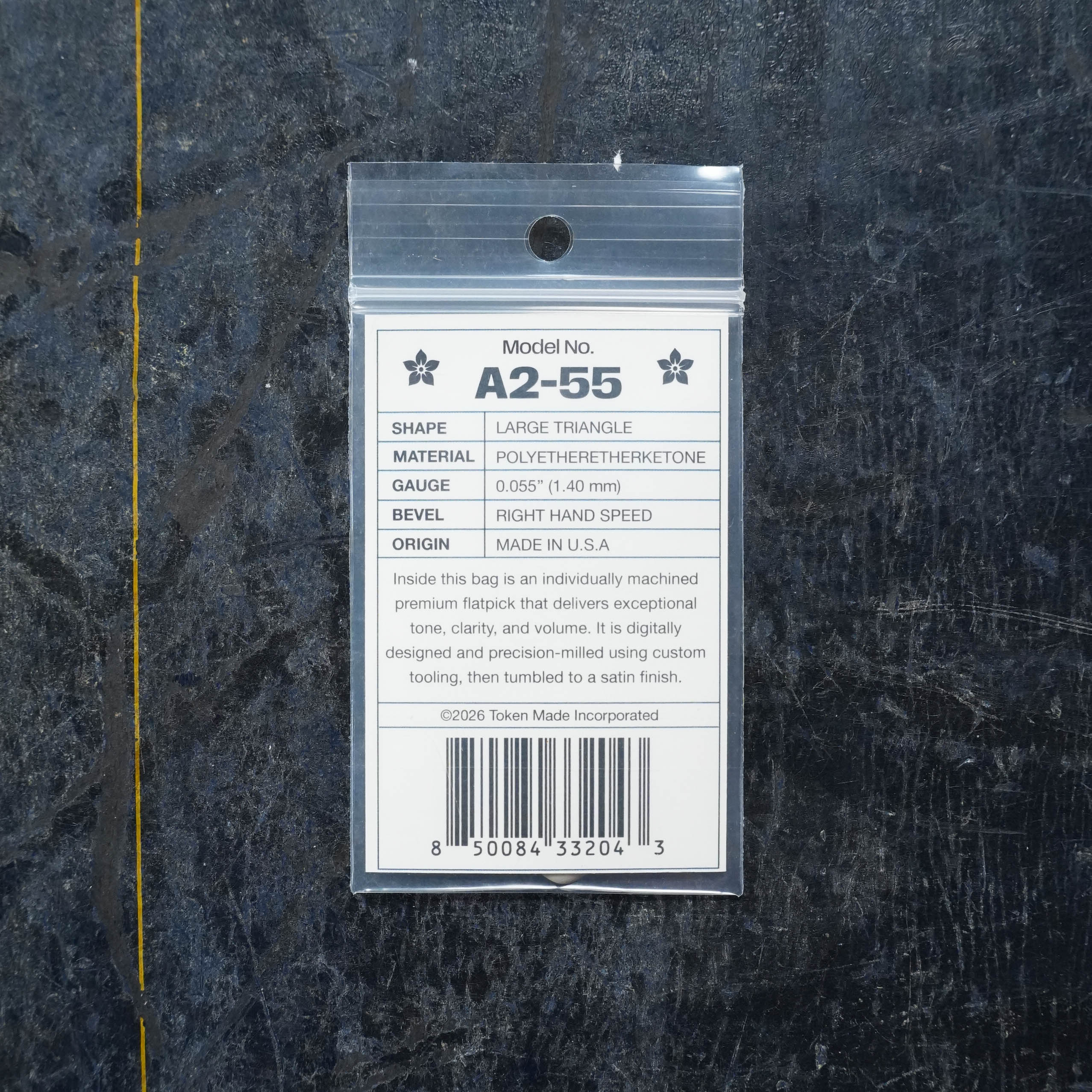 Token A2-55 TAN Flatpick - Large Triangle 1.40mm