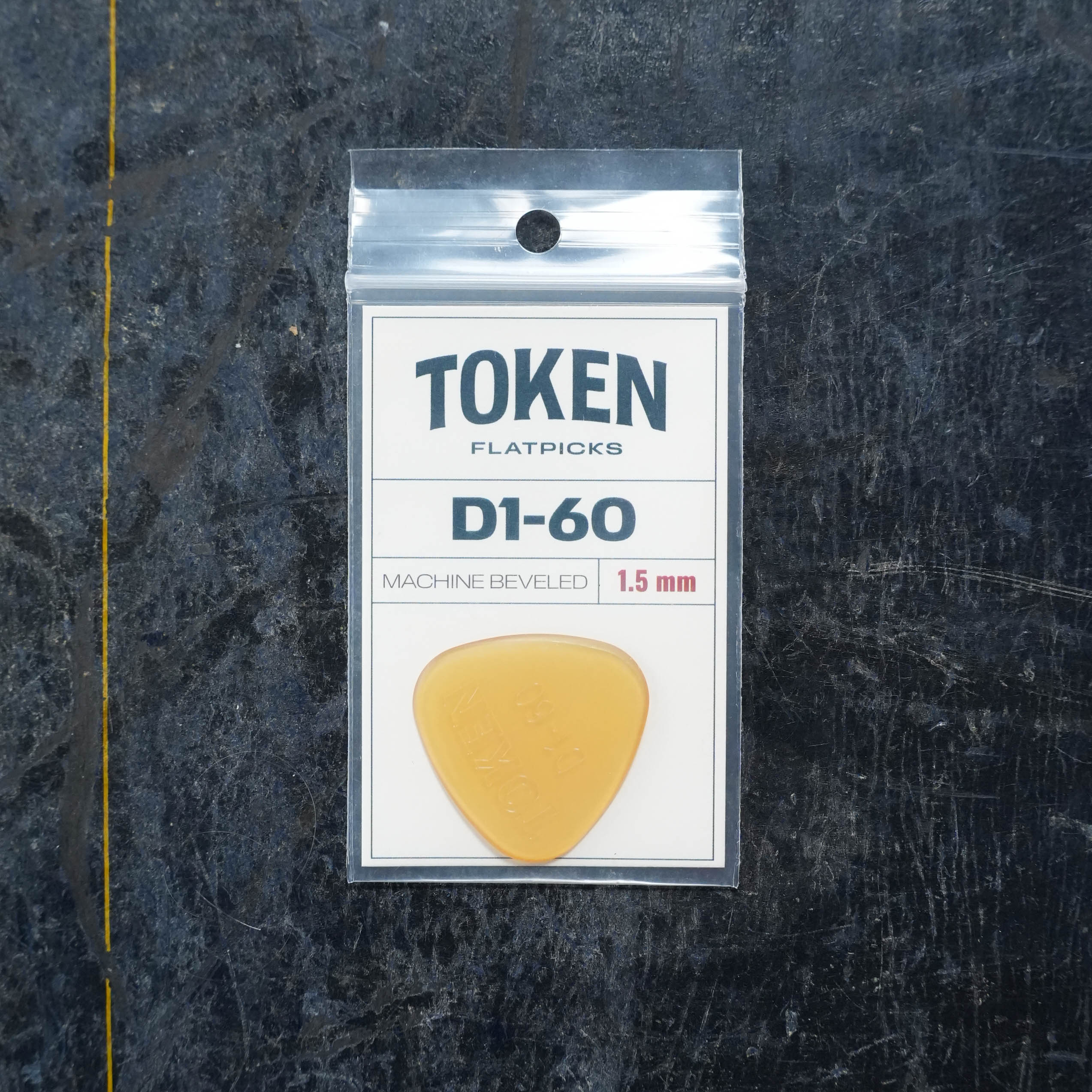 Token AMBER Flatpick - All Round 1.52mm