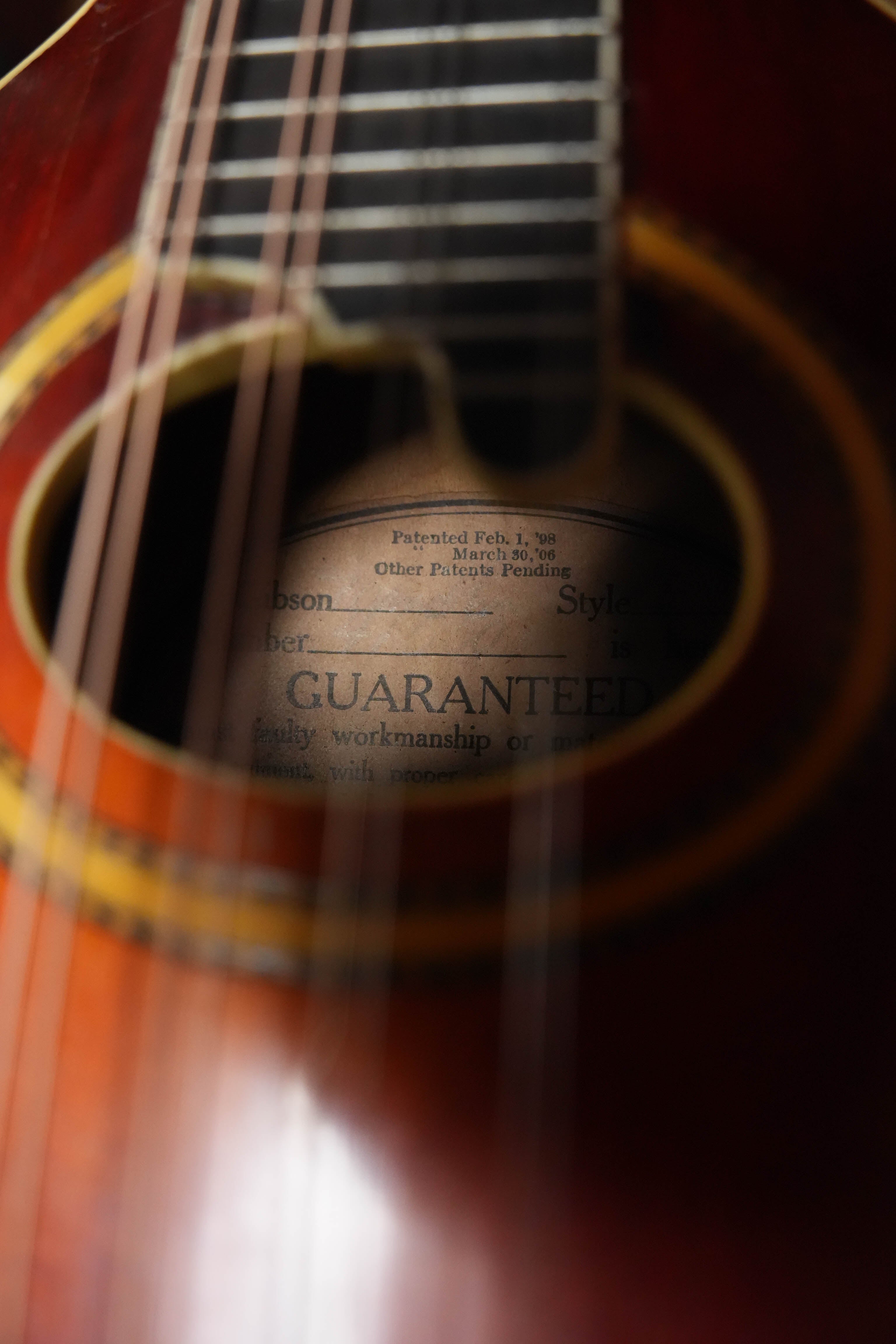 (Used) 1917 Vintage Gibson A-4 Cherry Sunburst Oval-Hole Teardrop A-Style Mandolin #1550