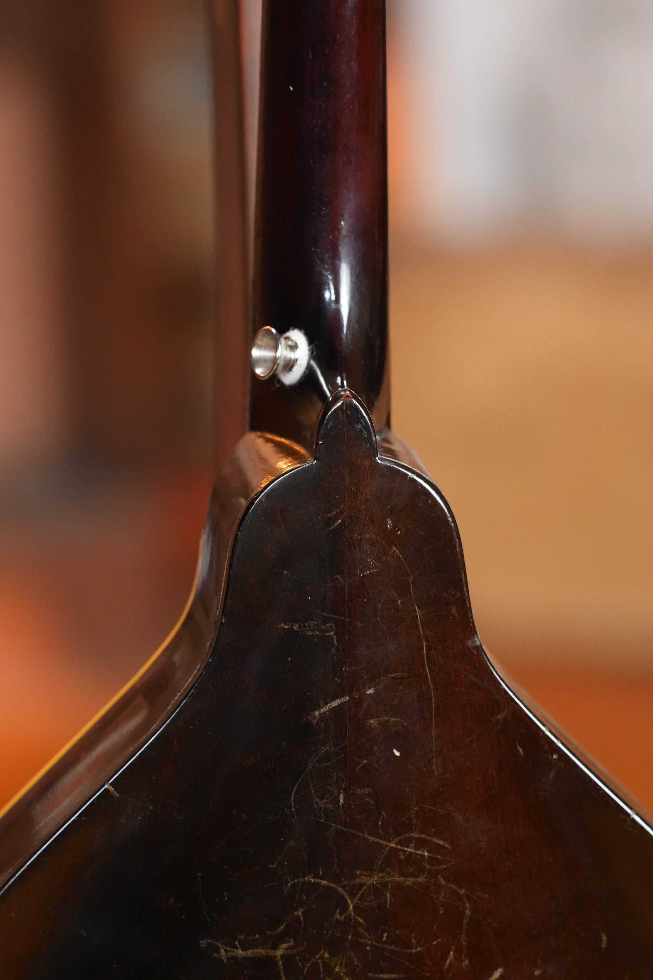 (Used) 1933 Gibson A-00 Carved Spruce/Maple Mandolin w/ K&K Pickup #4715