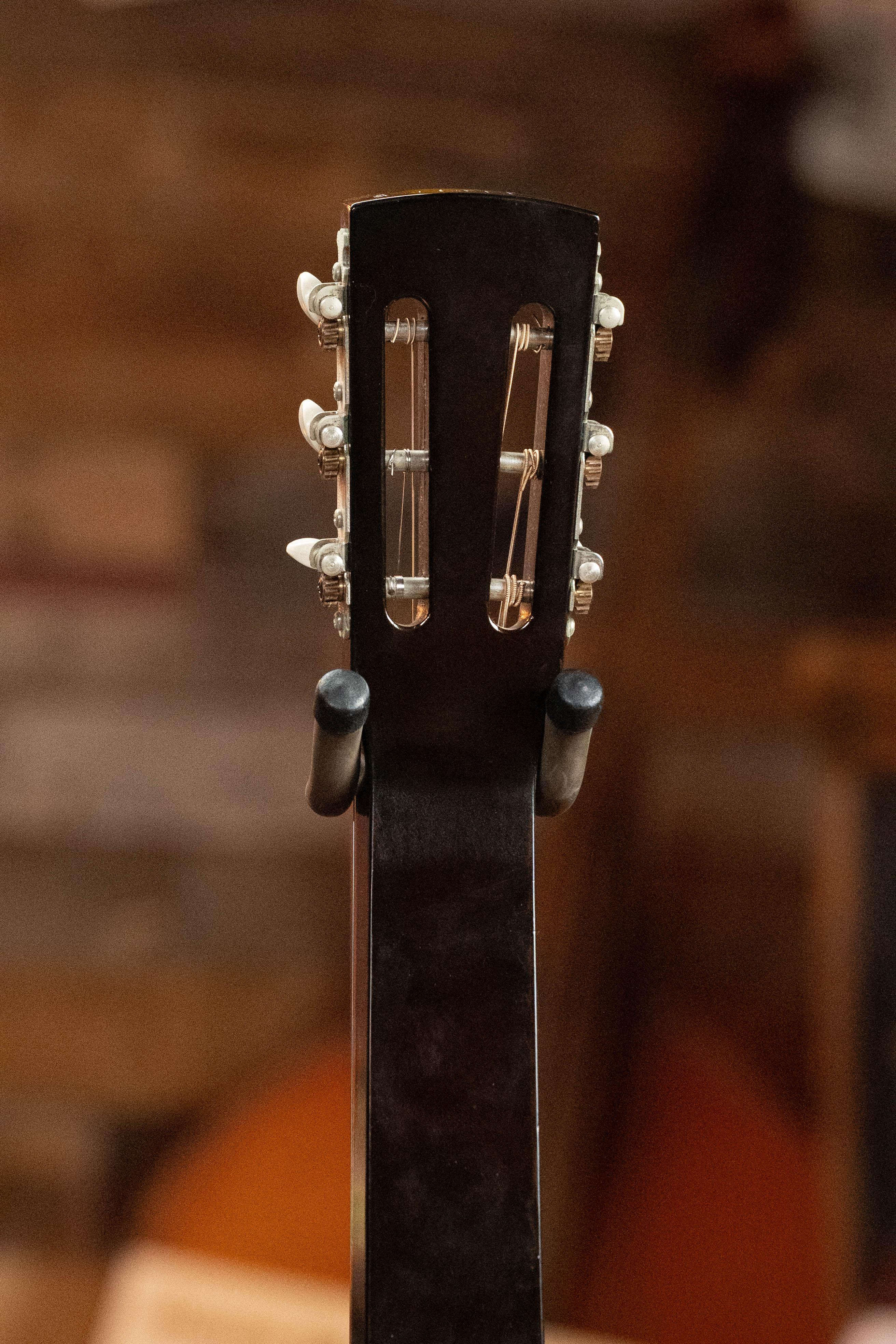 Used) 1982 Dobro Style 27 All Laminated Maple Resonator Guitar #492D
