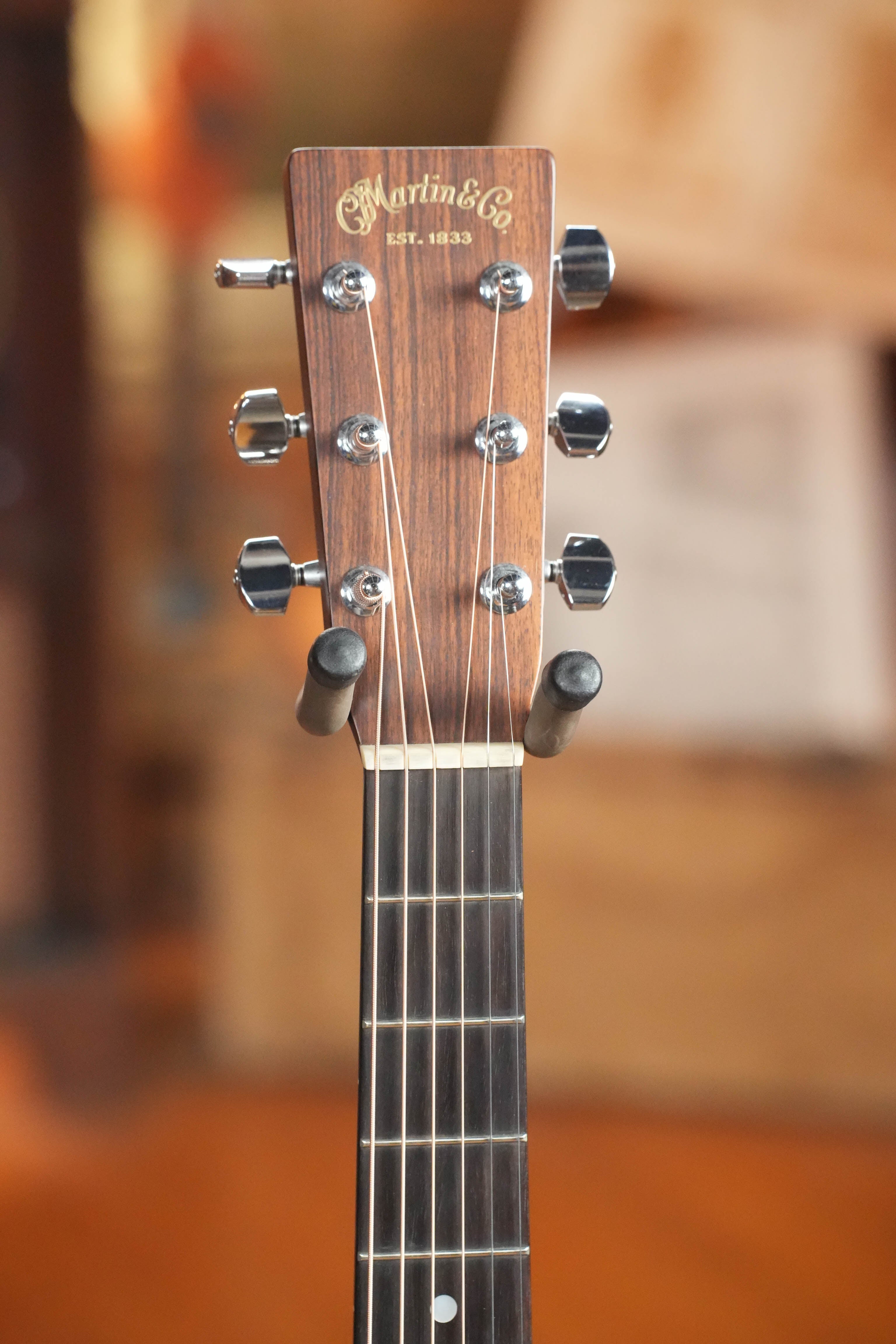 (Used) 2007 Martin HD-28 Solid Sitka Spruce/Solid East Indian Rosewood Dreadnought Acoustic Guitar #9851