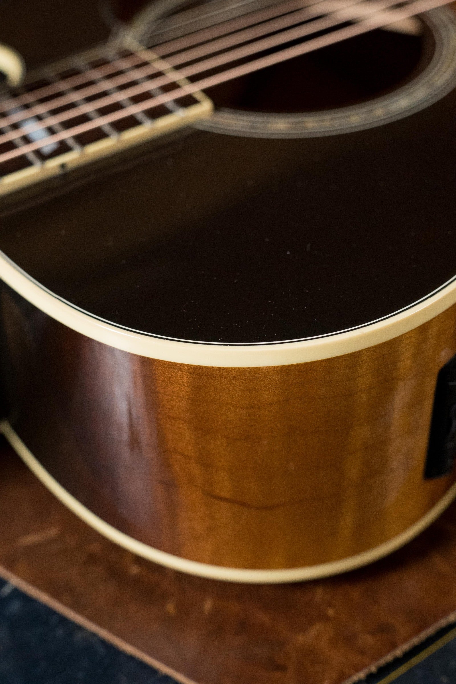 (Used) 2012 Gibson J185 EC Sitka/Maple Jumbo Guitar w/Fishman Pickup #2075