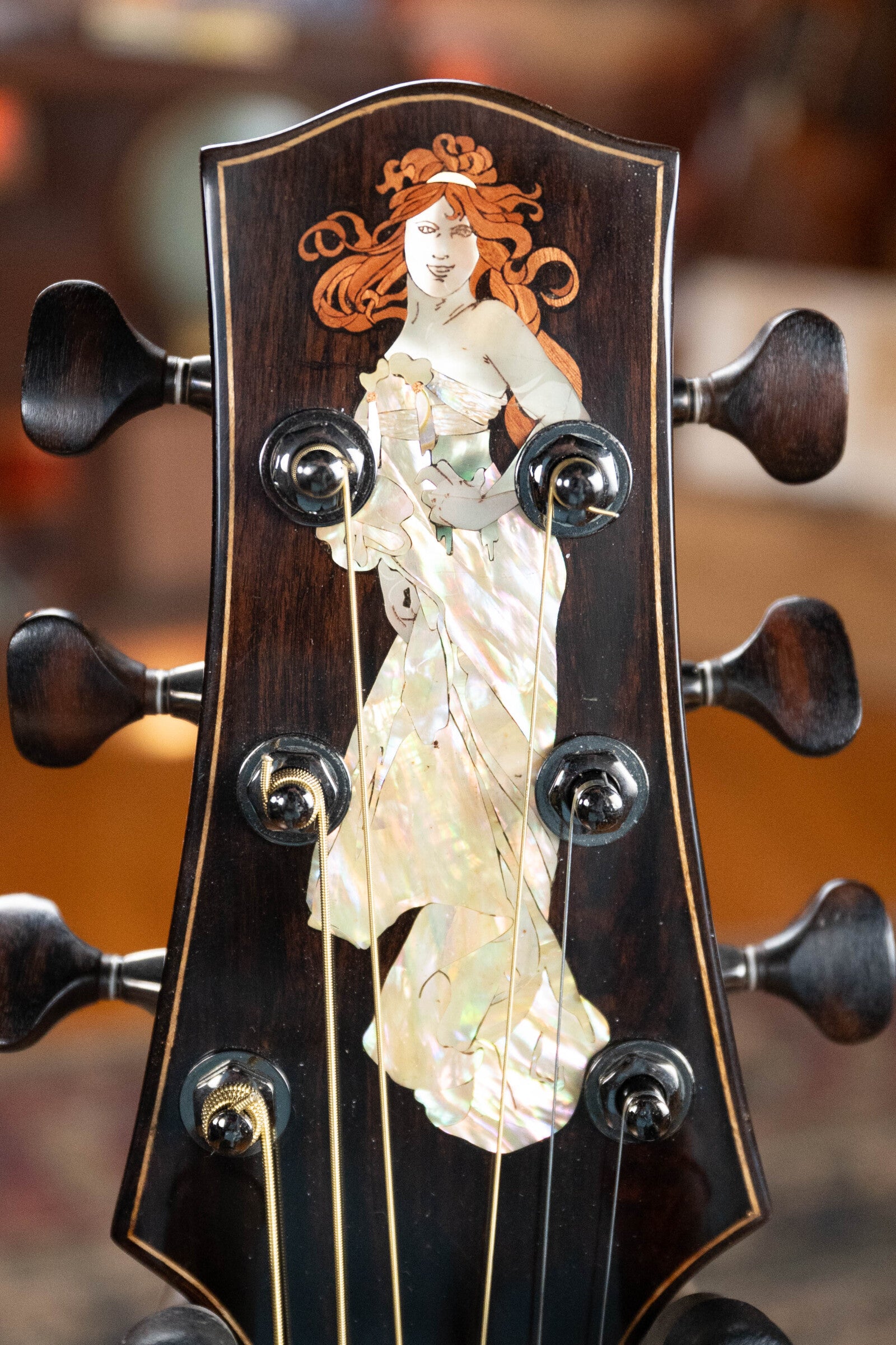 (Used) 2015 Kinnaird Red Lady Bear Claw Sitka/Black & White Ebony Slope Shoulder Venetian Cutaway Dreadnought Guitar w/K&K Pickup #0153