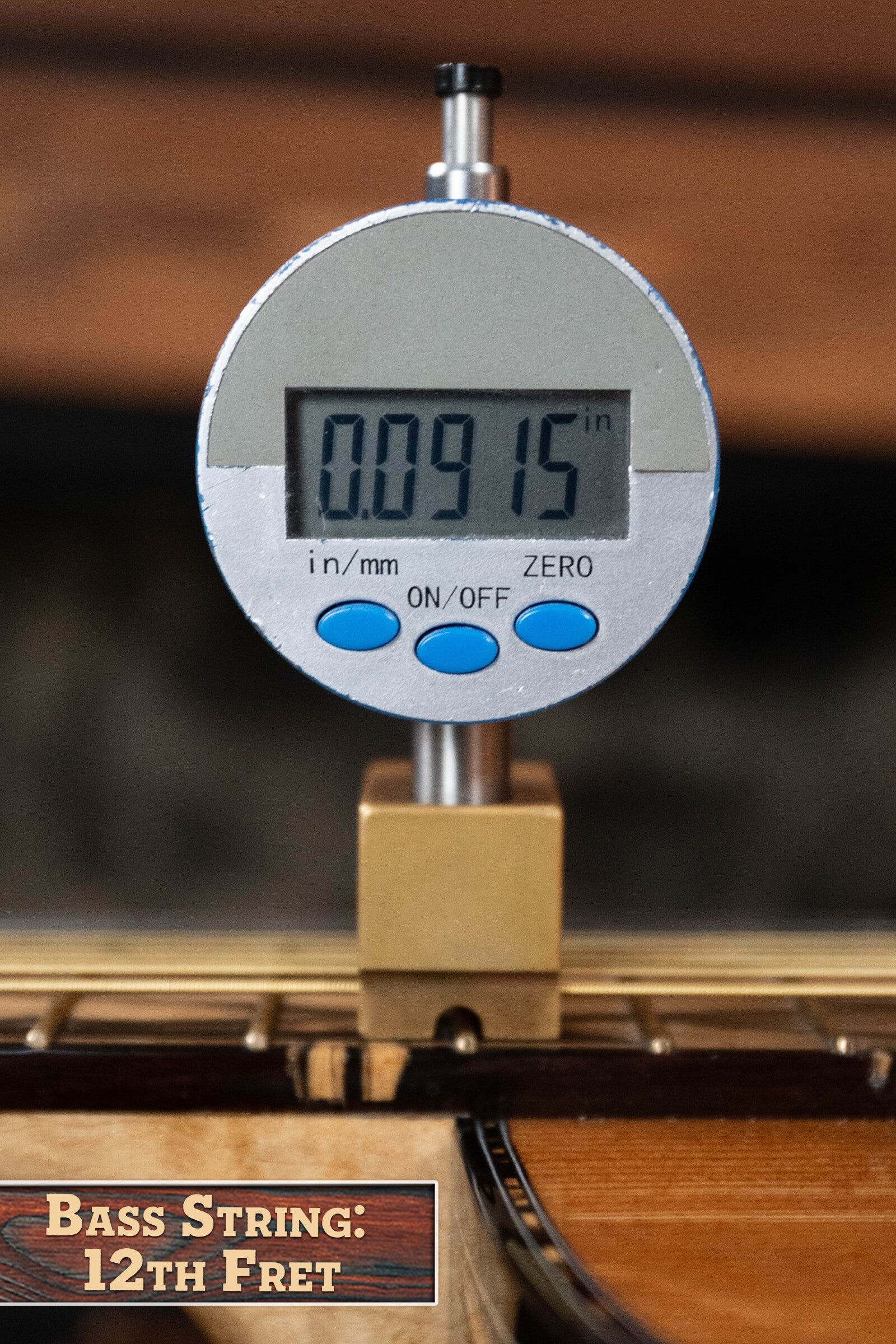 (Used) 2015 Kinnaird Red Lady Bear Claw Sitka/Black & White Ebony Slope Shoulder Venetian Cutaway Dreadnought Guitar w/K&K Pickup #0153