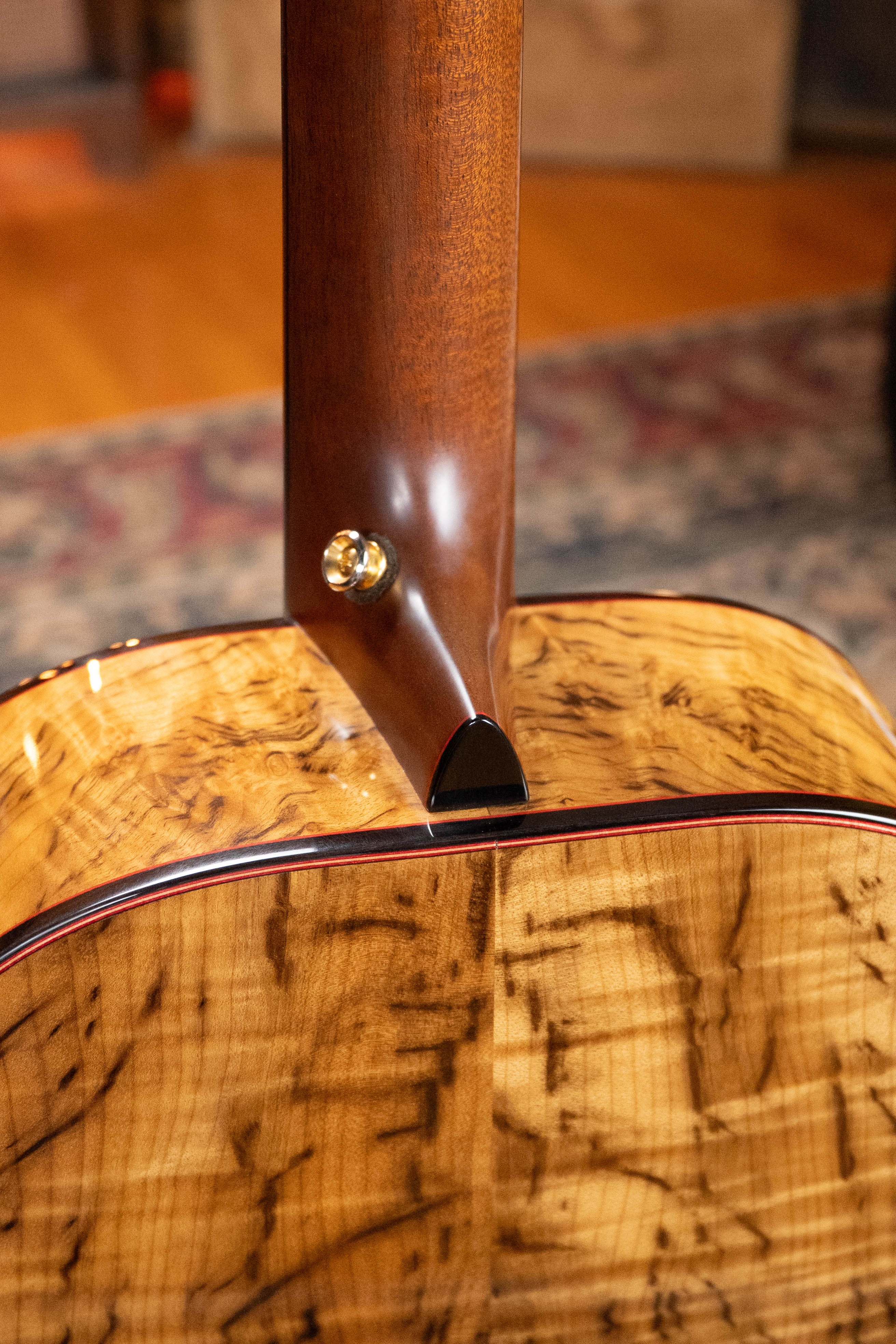 (Used) 2021 McKnight Solo De Gloria "SDG" Red Cedar/Tiger Myrtle Acoustic Guitar #0122