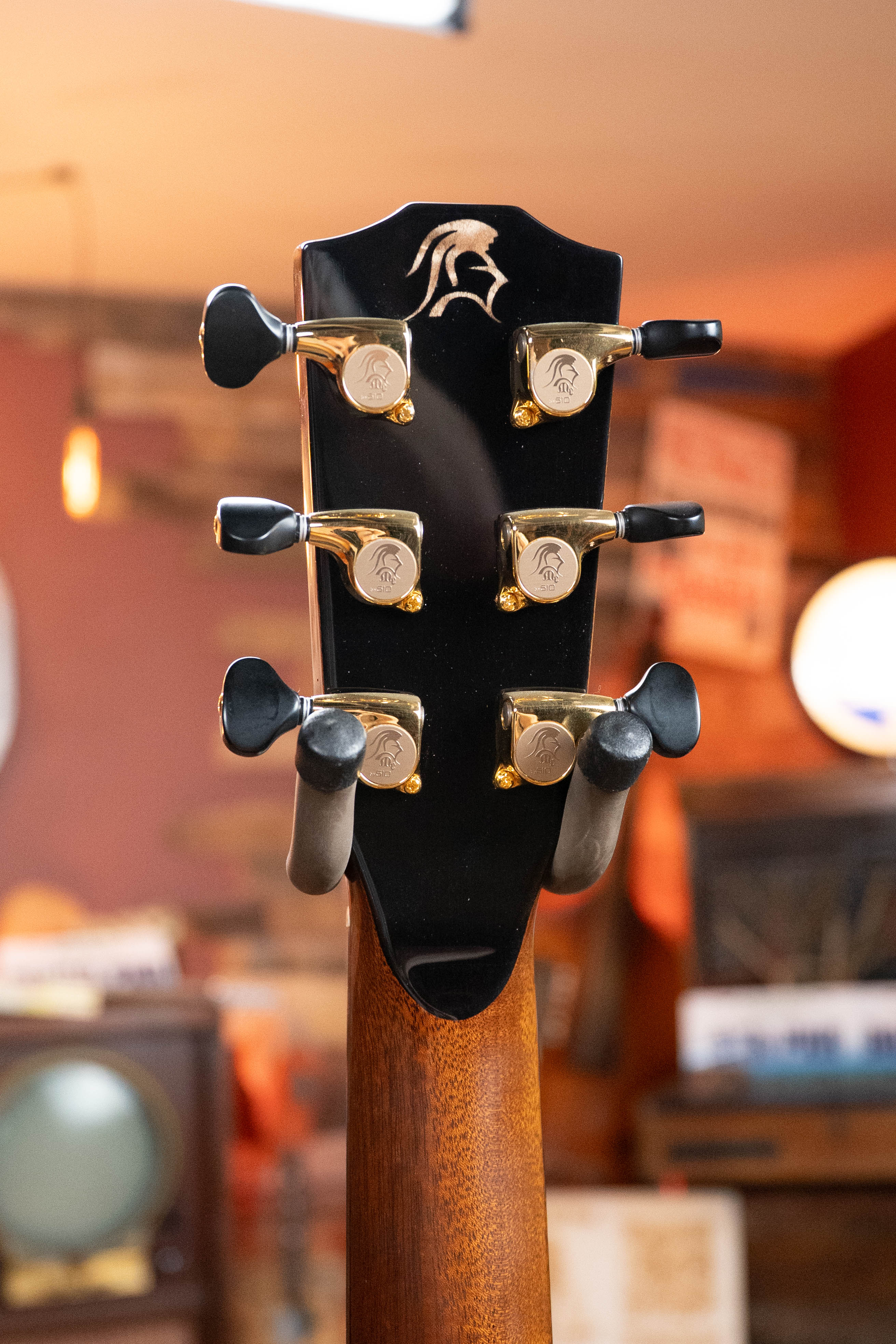 (Used) 2021 McKnight Solo De Gloria "SDG" Red Cedar/Tiger Myrtle Acoustic Guitar #0122