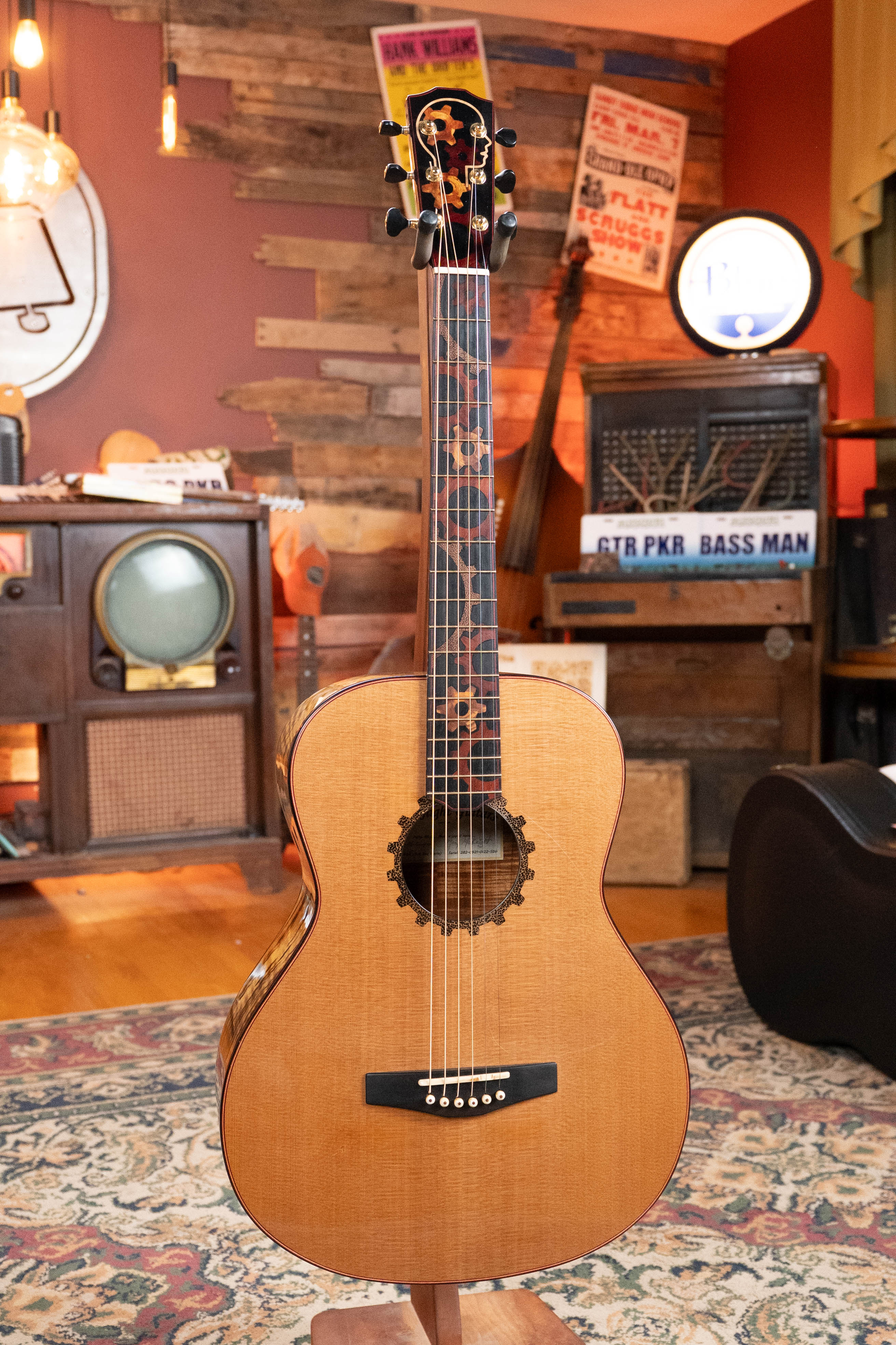 (Used) 2021 McKnight Solo De Gloria "SDG" Red Cedar/Tiger Myrtle Acoustic Guitar #0122