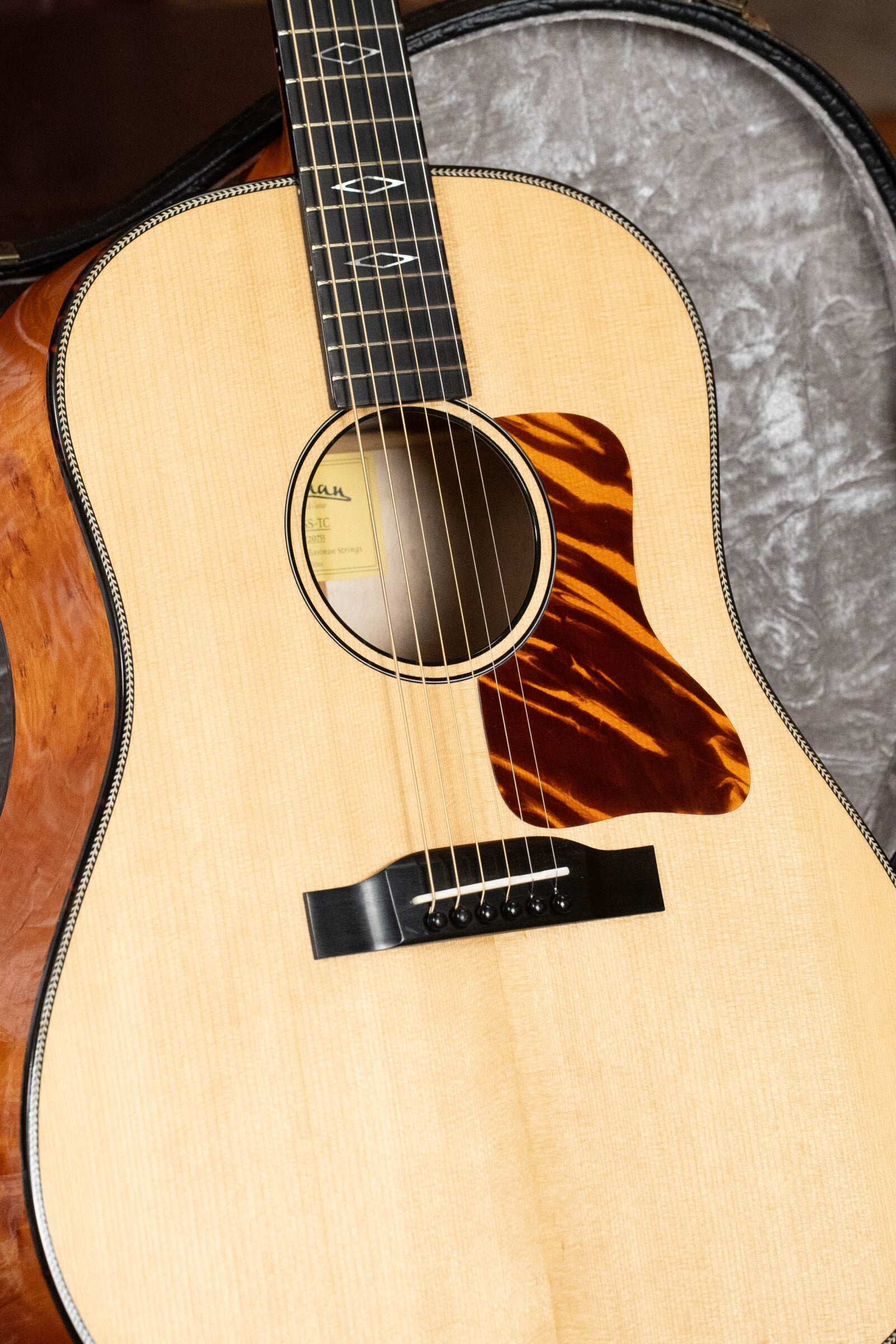 (Used) 2022 Limited Edition Eastman E16SS-TC Thermo-Cured Adirondack/Maple Slope Shoulder Dreadnought Acoustic Guitar #0753