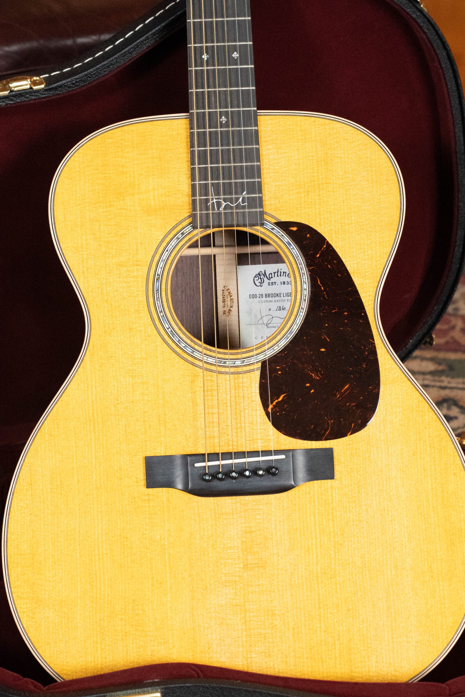 (Used) 2022 Martin Brook Ligertwood 000-28 Spruce/Rosewood OOO Acoustic Guitar