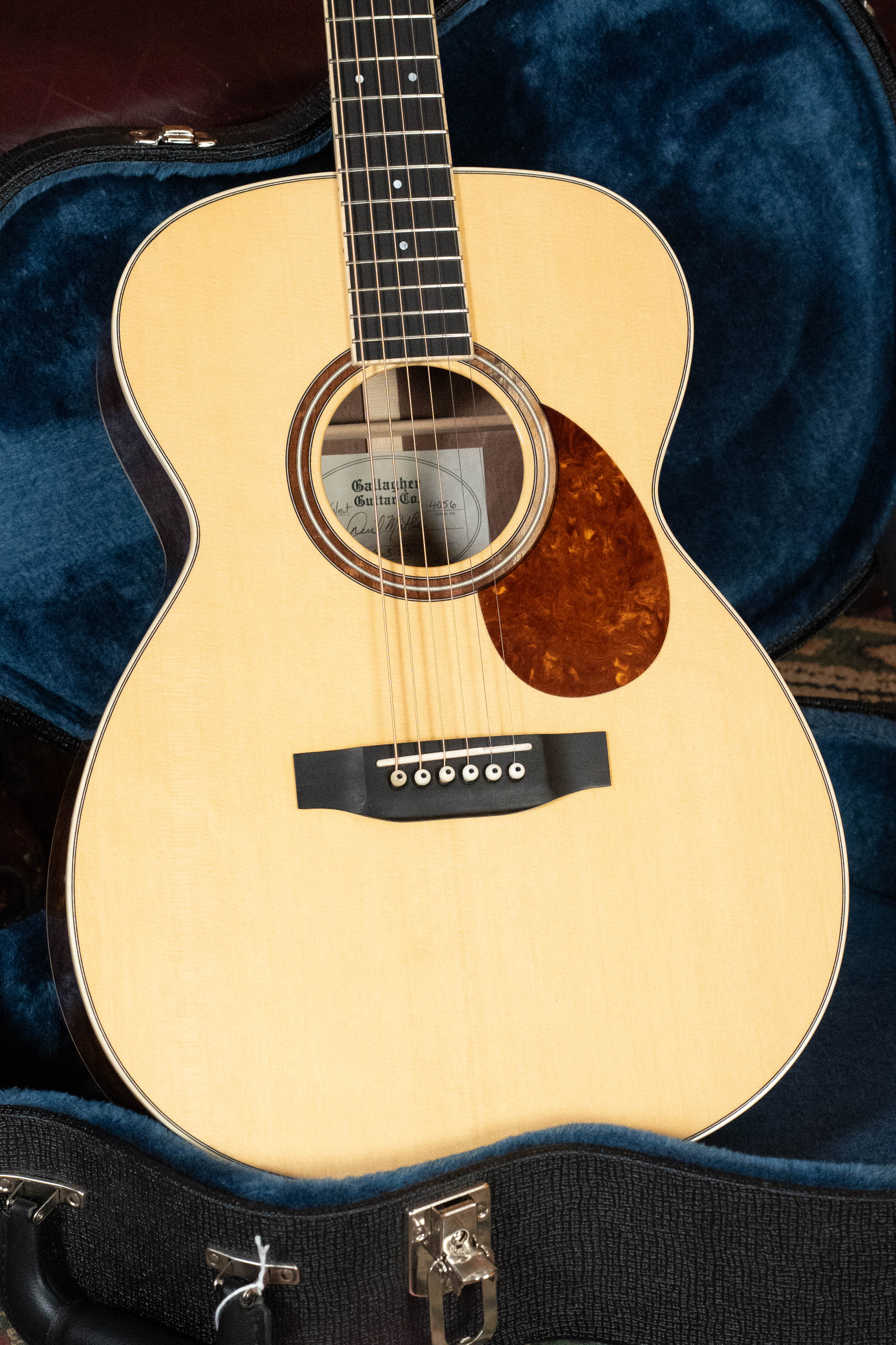 Pre-Owned) 2023 Gallagher GA-50 Sitka/Walnut Dreadnought Acoustic Gui