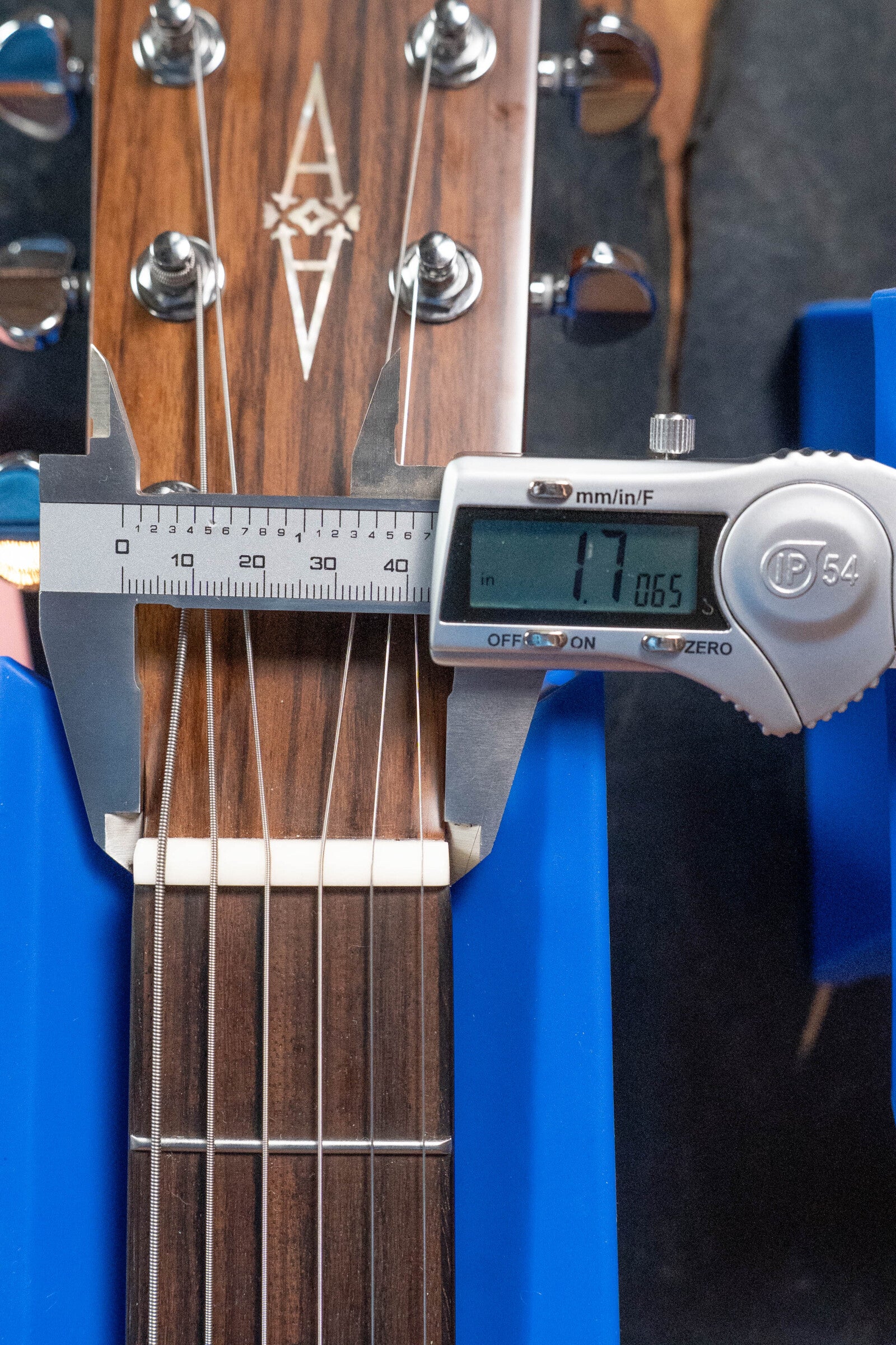 (Used) 2024 Alvarez AD60 Sitka/Mahogany Dreadnought Acoustic Guitar #0300