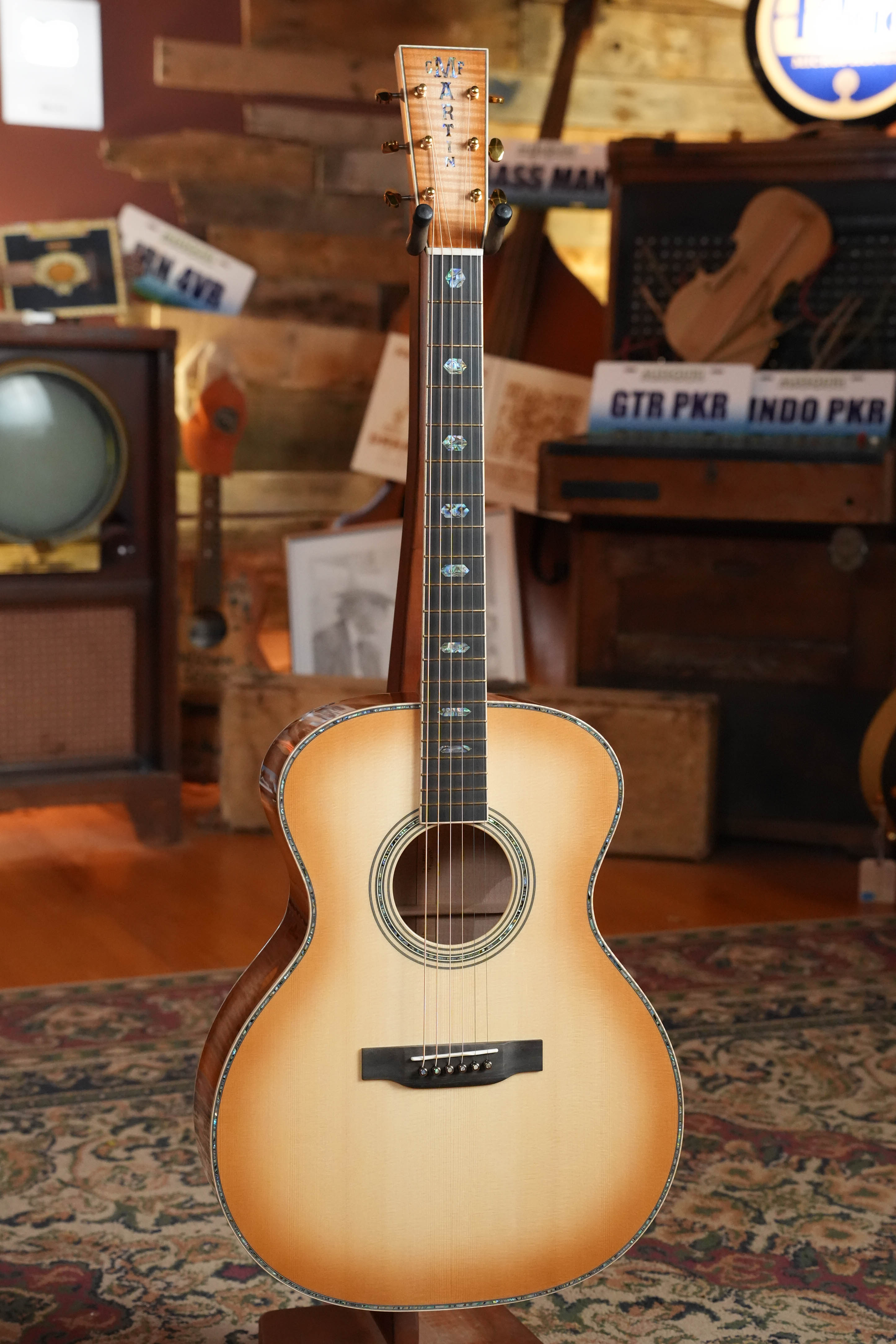 (Used) 2025 Martin Grand Performance Custom Shop European Spruce/Flamed Maple Toasted Burst Finish Grand Auditorium Guitar w/ K&K #3510