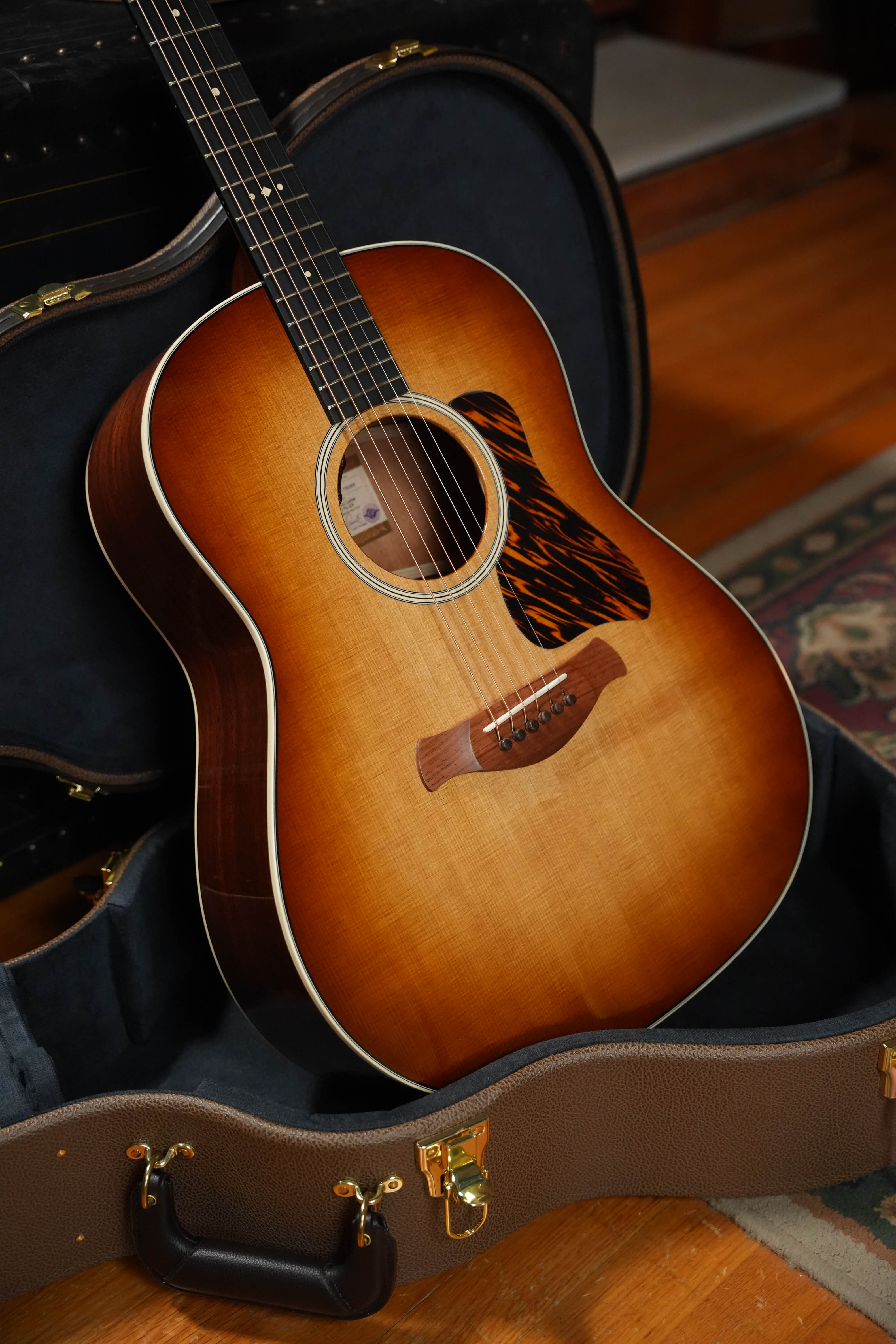 (Used) 2025 Taylor 517e Gold Label Grand Pacific Guitar w/LR Baggs Pickup #5058