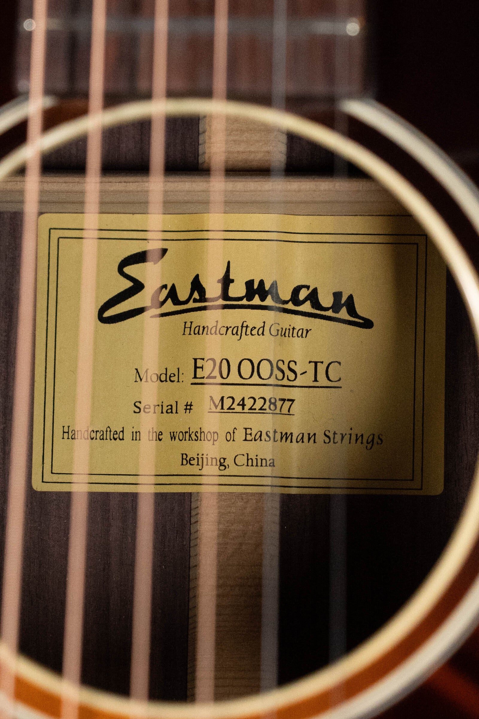 (Used) 2025 Eastman E20OOSS-TC-SB Thermo-Cured Adirondack/Rosewood Natural Top Slope Shoulder Acoustic Guitar #2877