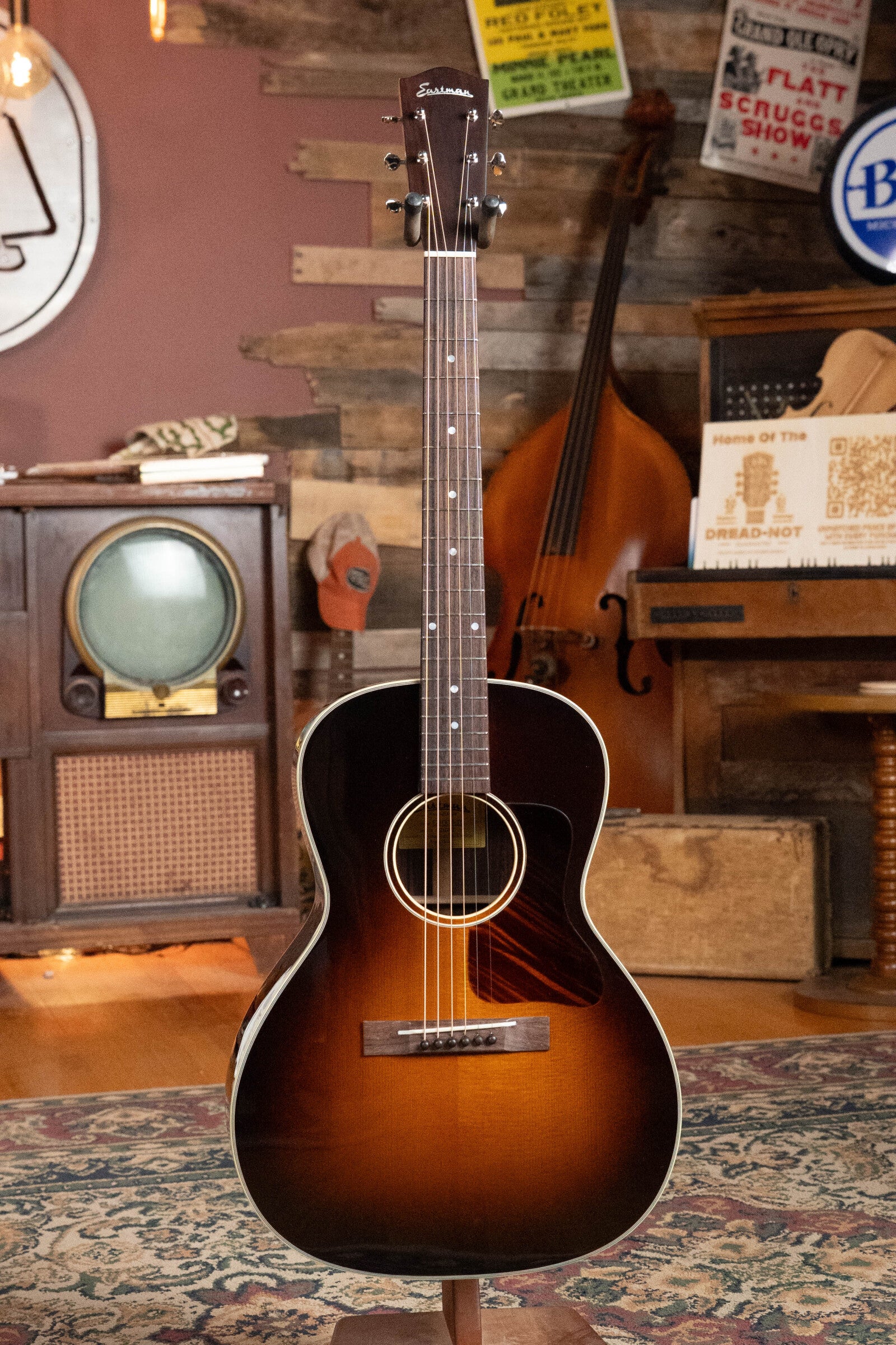 (Used) 2025 Eastman E20OOSS-TC-SB Thermo-Cured Adirondack/Rosewood Natural Top Slope Shoulder Acoustic Guitar #2877