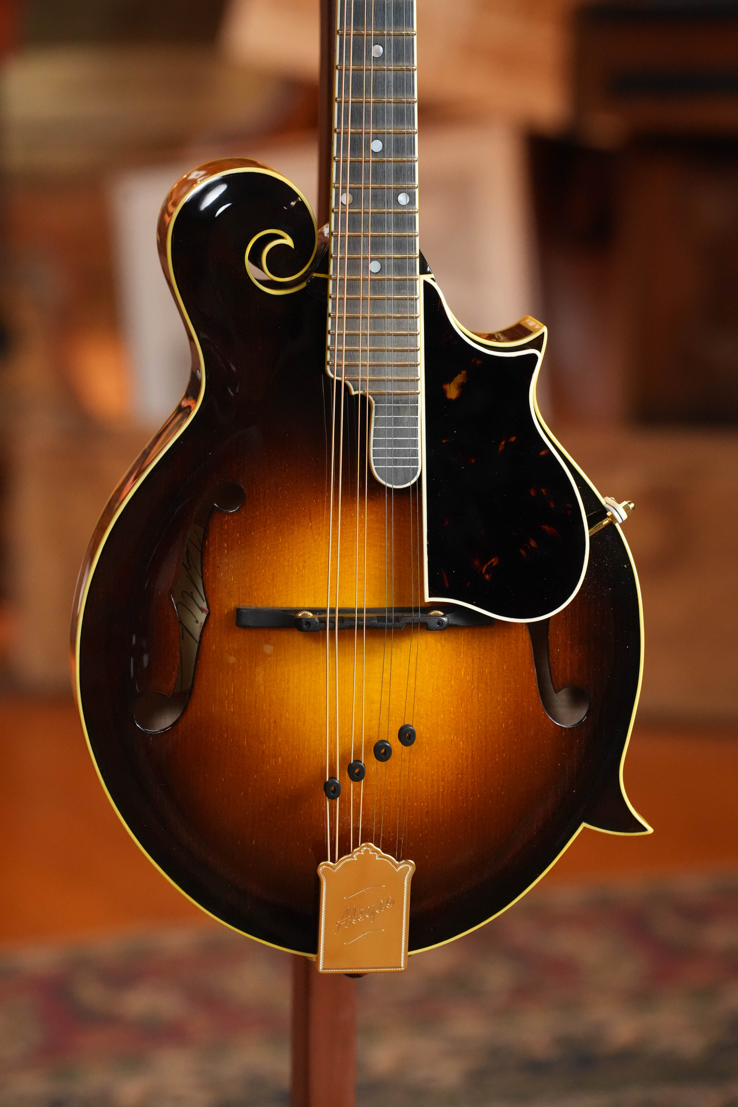 (Used) 2026 Aleyas Red Spruce/Maple F-Style Mandolin #0973
