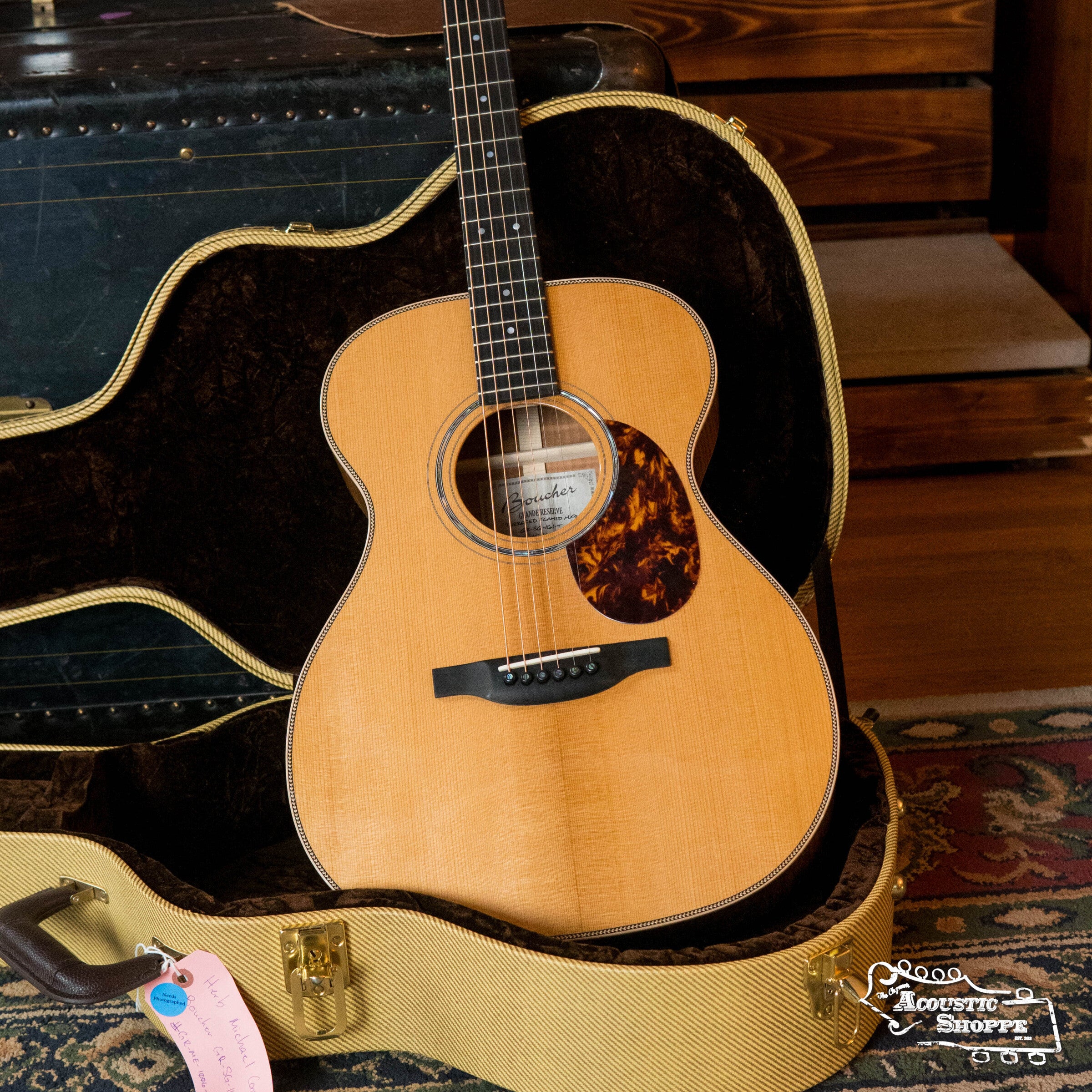 (Used) Boucher GR-SG-161-T Grande Reserve Red Spruce/Torrefied Flamed Maple OM Hybrid Acoustic Guitar