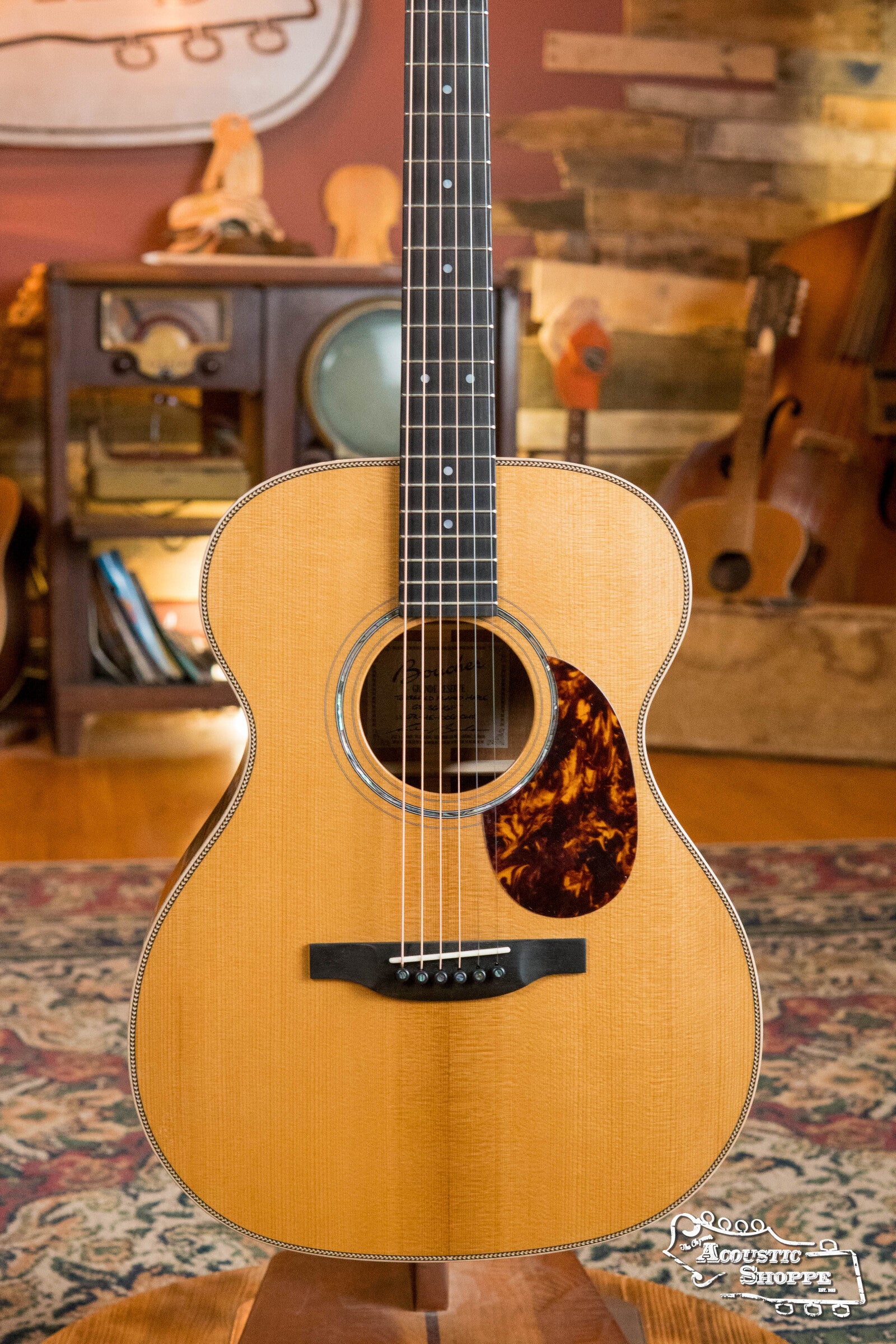 (Used) Boucher GR-SG-161-T Grande Reserve Red Spruce/Torrefied Flamed Maple OM Hybrid Acoustic Guitar