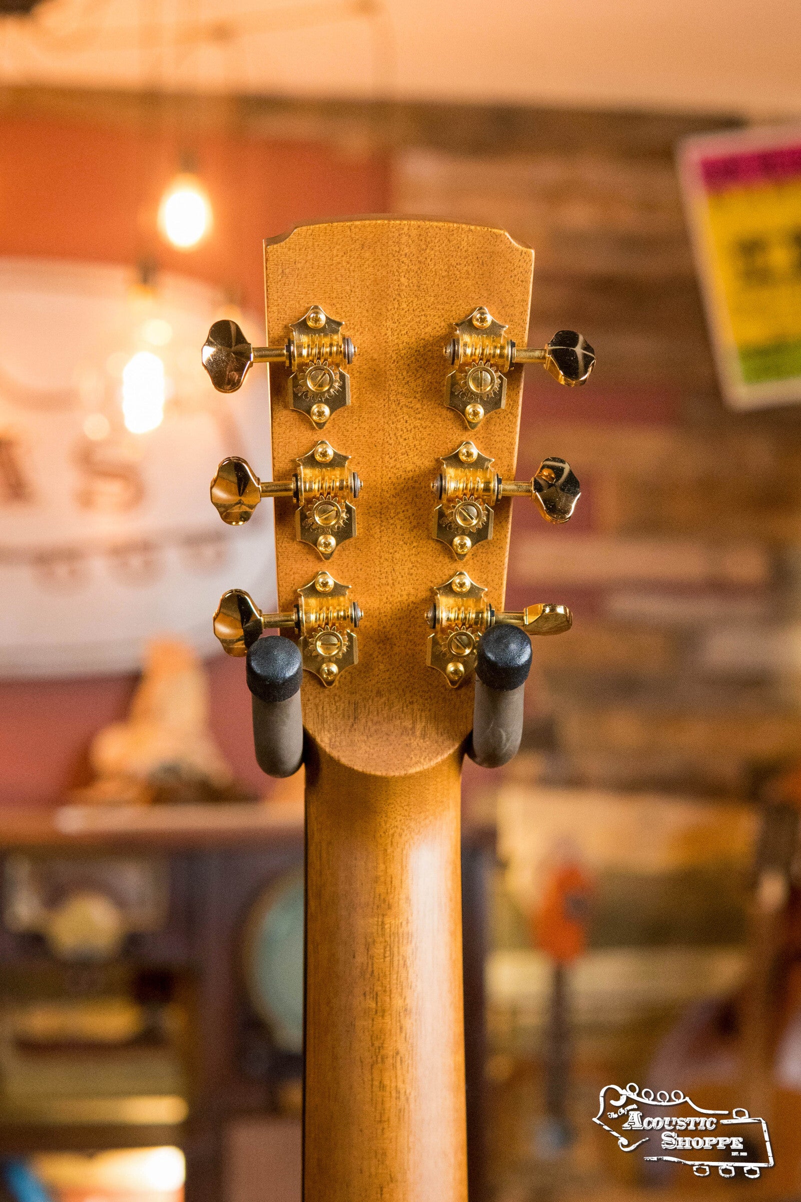 (Used) Boucher GR-SG-161-T Grande Reserve Red Spruce/Torrefied Flamed Maple OM Hybrid Acoustic Guitar