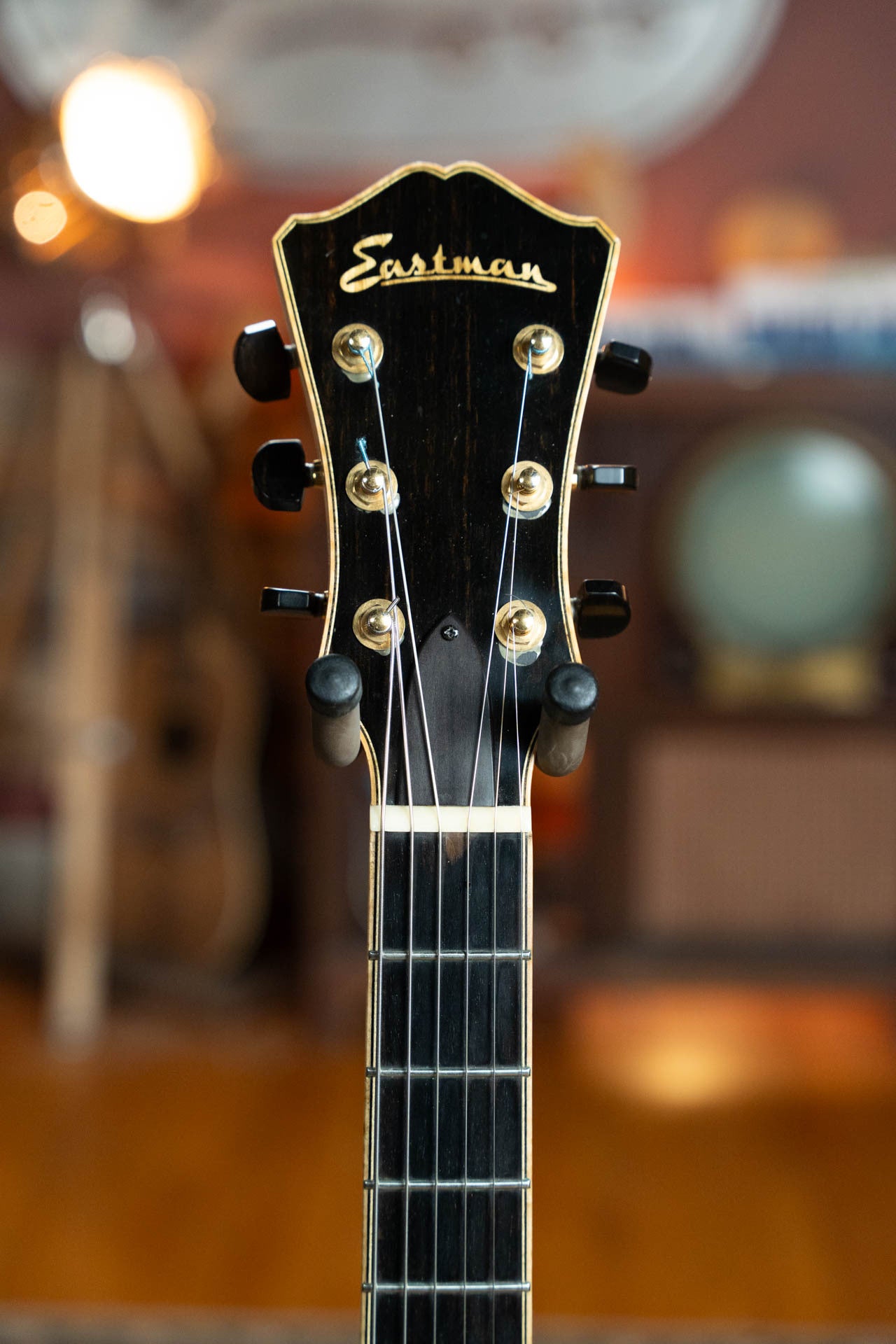 (Used) Eastman 2008 AR804CE Spruce/Flamed Maple Archtop Guitar #2728