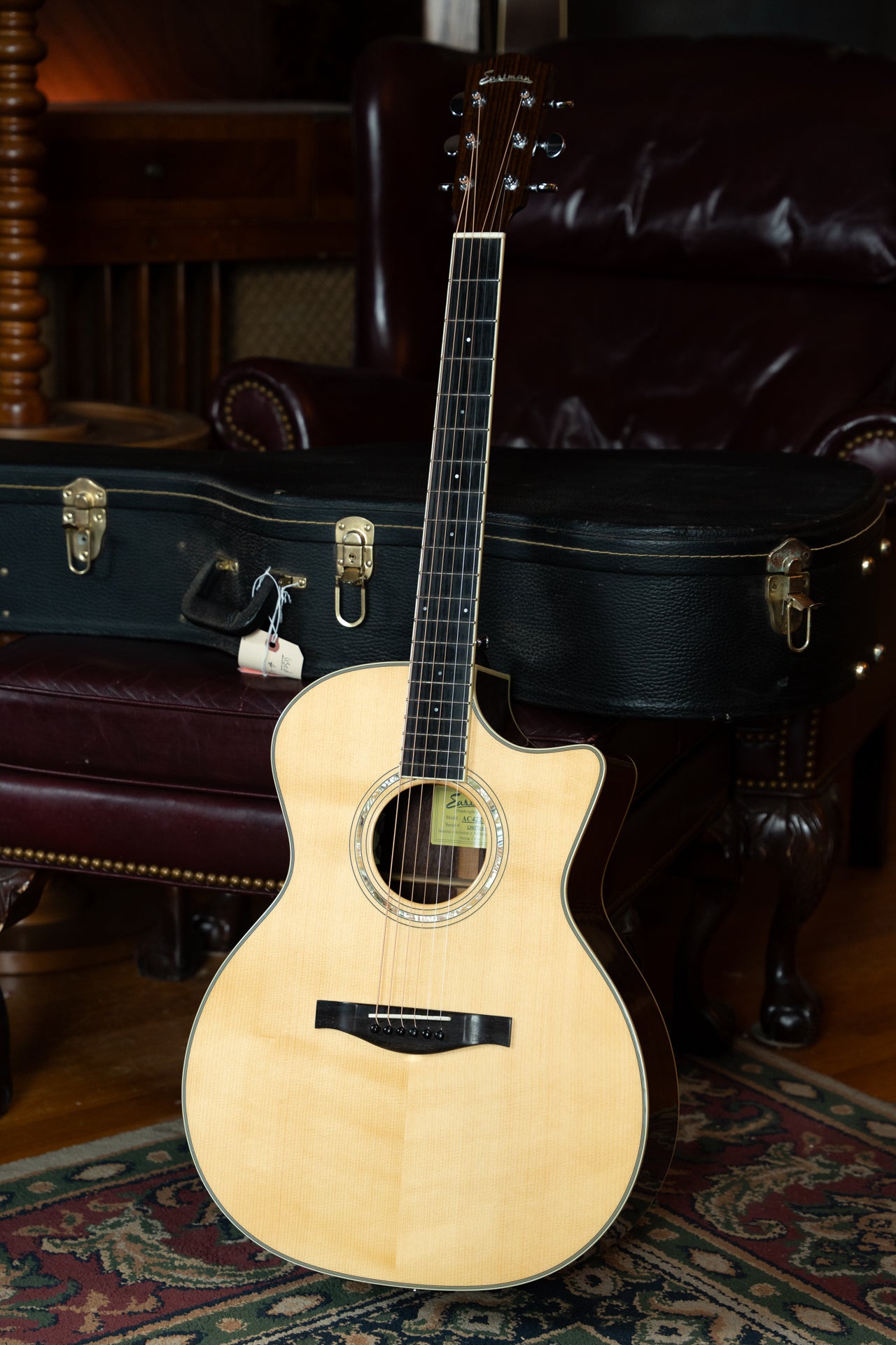 (Used) Eastman AC422CE Sitka/Rosewood Cutaway Acoustic Grand Auditorium Guitar w/ LR Baggs Pickup #5144