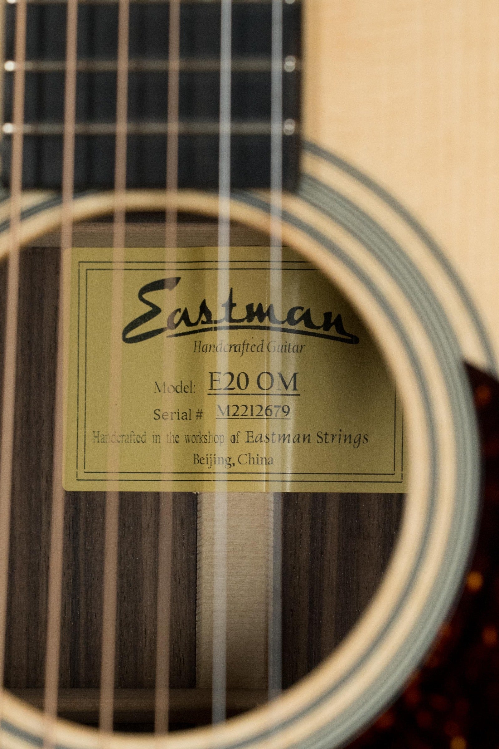(Used) Eastman E20OM Thermo-Cured Adirondack/Rosewood Orchestra Model Guitar/w K&K Pickup #2679