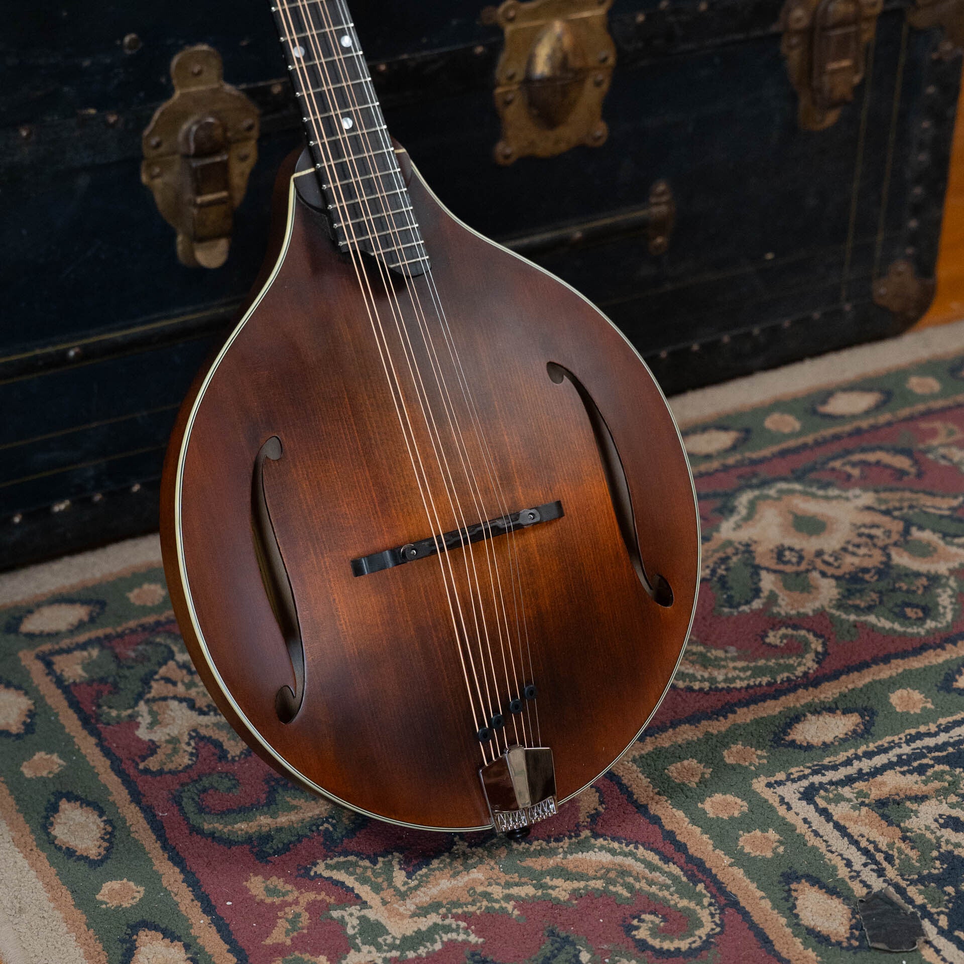 (Used) Eastman MDO305 Hand-Carved Octave A-Style Mandolin #2489