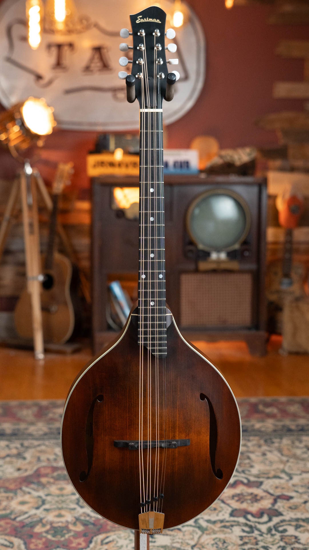(Used) Eastman MDO305 Hand-Carved Octave A-Style Mandolin #2489