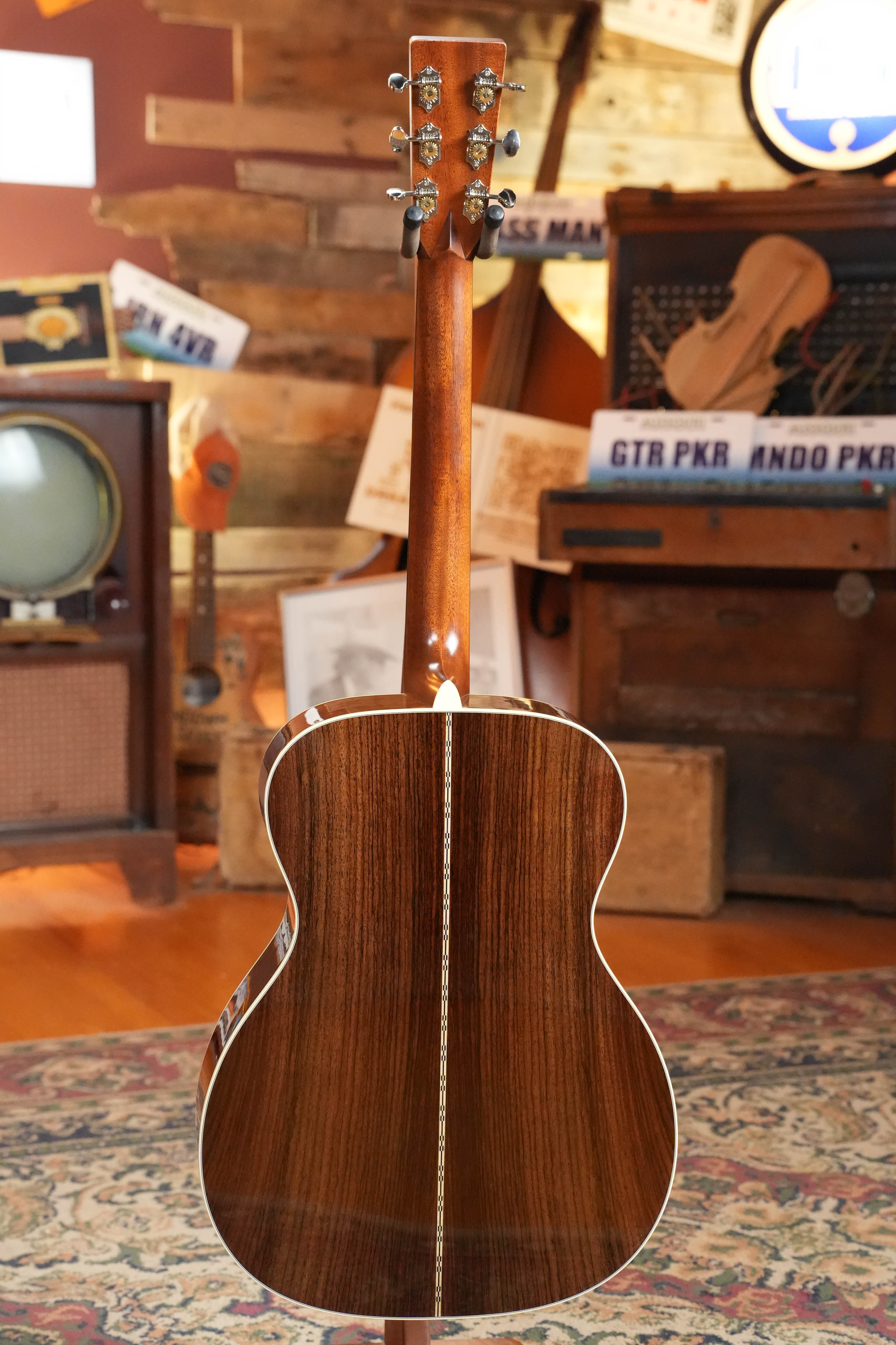 Used) Martin OOO-28 Gloss Spruce/Rosewood OOO Acoustic Guitar #2078
