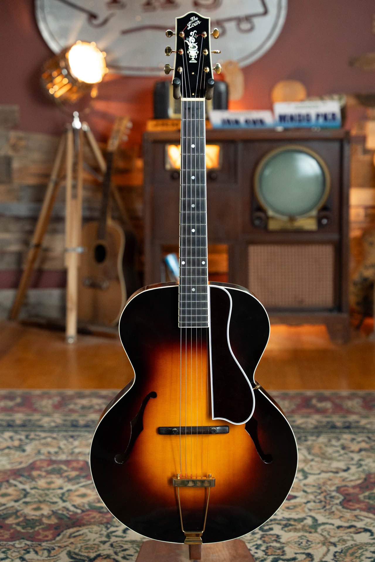 (Used) The Loar LH-700-VS Spruce/Flamed Maple Archtop Acoustic Guitar #2463