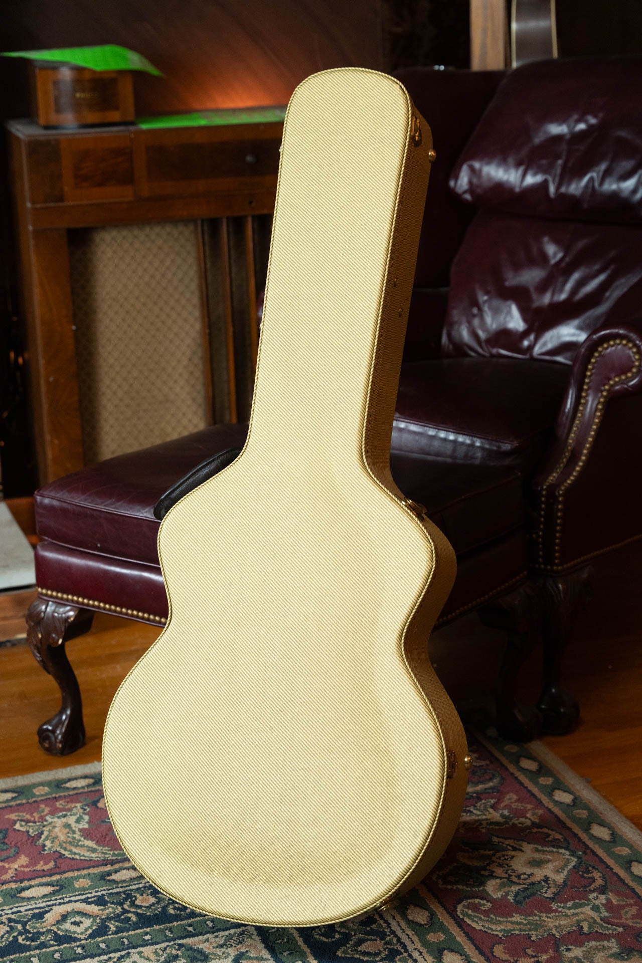 (Used) The Loar LH-700-VS Spruce/Flamed Maple Archtop Acoustic Guitar #2463