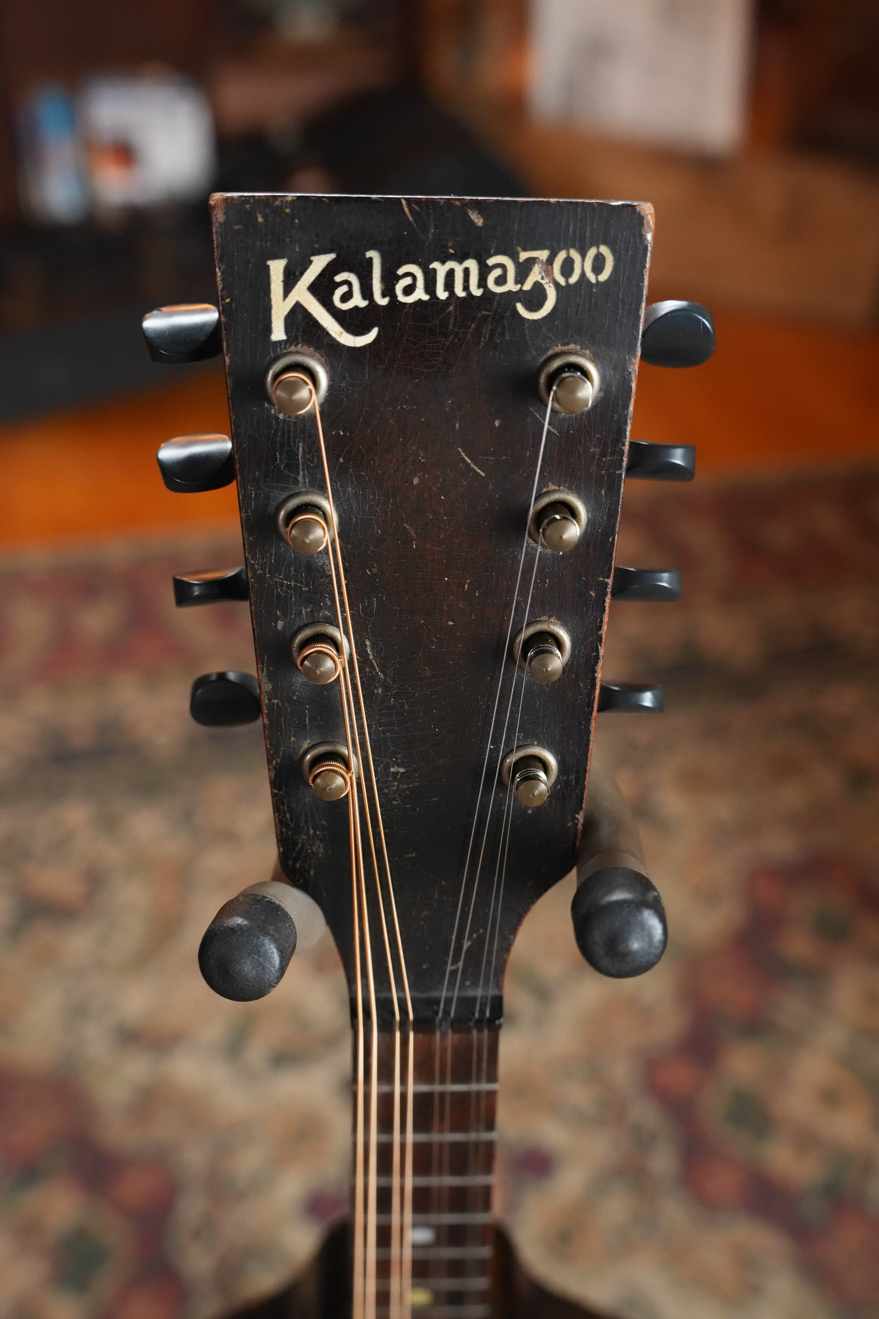 (Used) Vintage 1930s Kalamazoo (Gibson-Made) KM-11 Spruce/Mahogany Dark Sunburst Flat-Top Mandolin #658