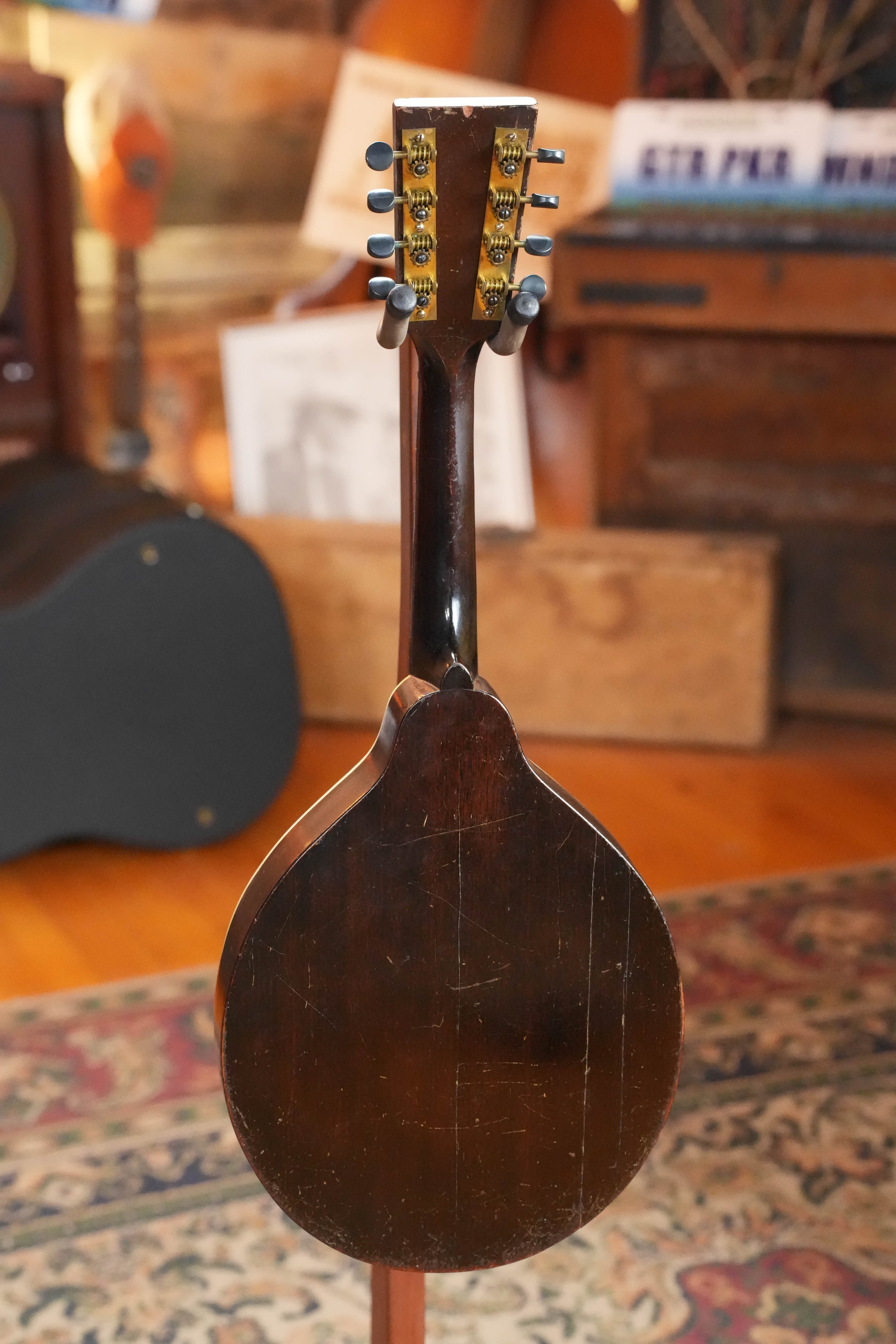 (Used) Vintage 1930s Kalamazoo (Gibson-Made) KM-11 Spruce/Mahogany Dark Sunburst Flat-Top Mandolin #658