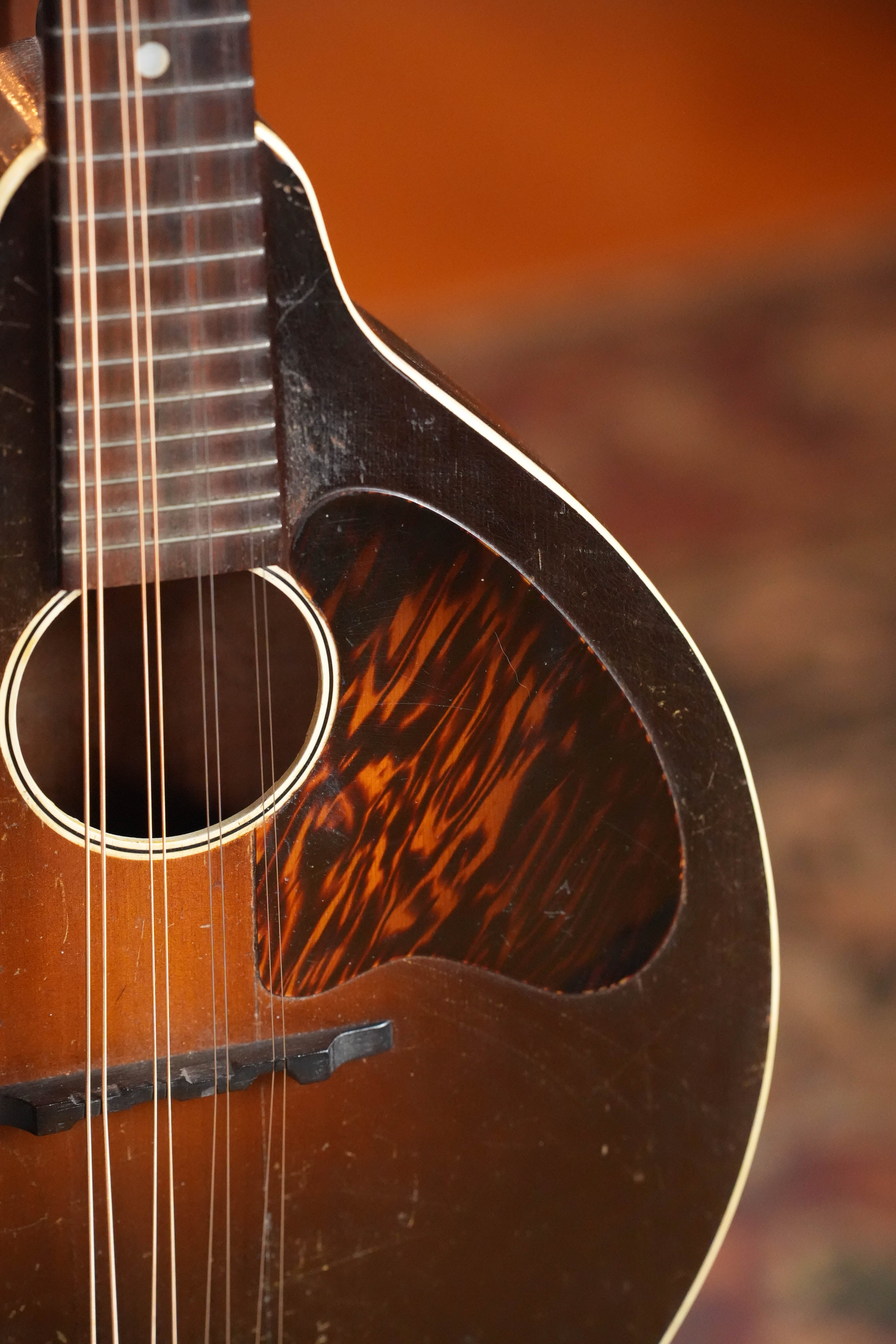 (Used) Vintage 1930s Kalamazoo (Gibson-Made) KM-11 Spruce/Mahogany Dark Sunburst Flat-Top Mandolin #658