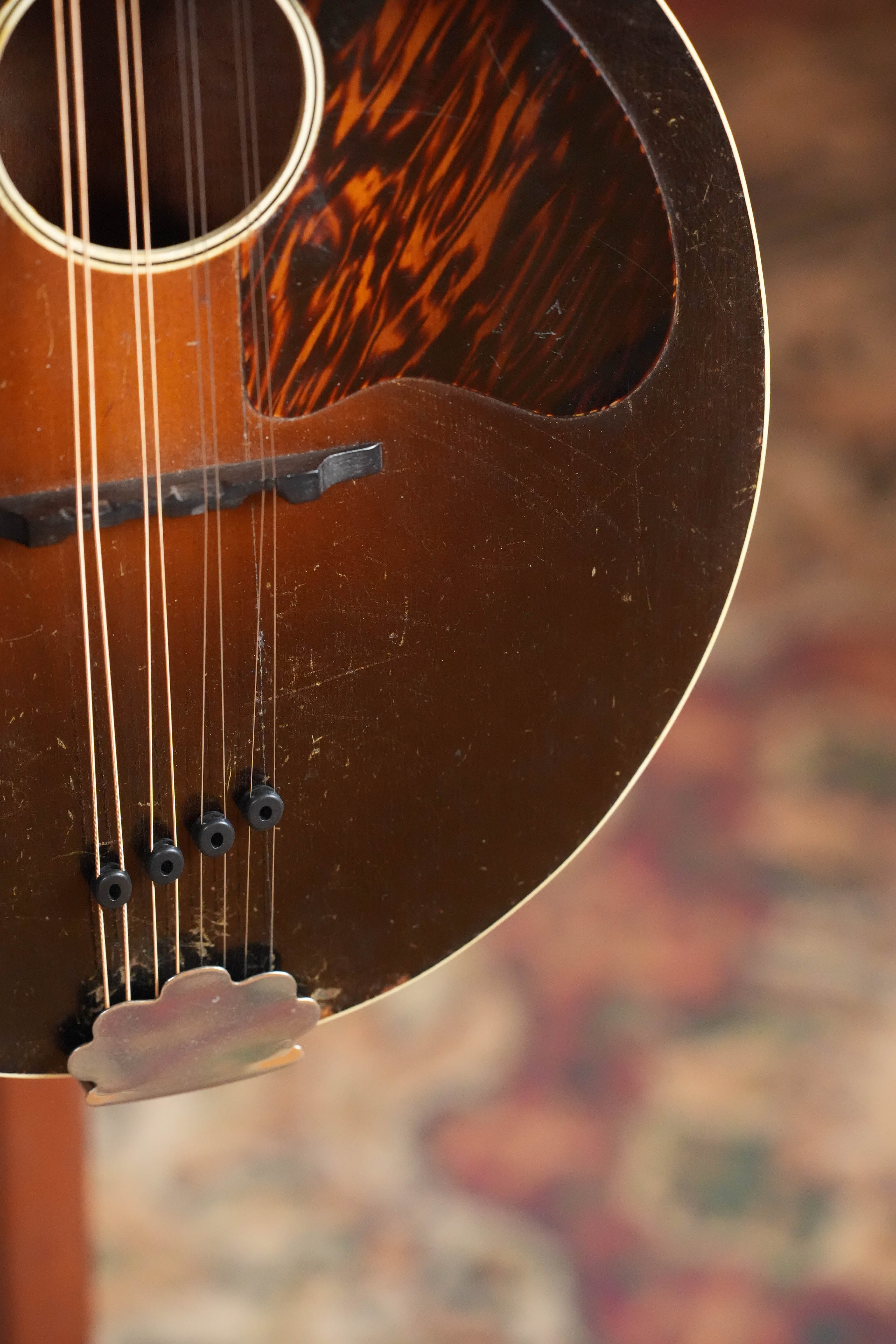 (Used) Vintage 1930s Kalamazoo (Gibson-Made) KM-11 Spruce/Mahogany Dark Sunburst Flat-Top Mandolin #658