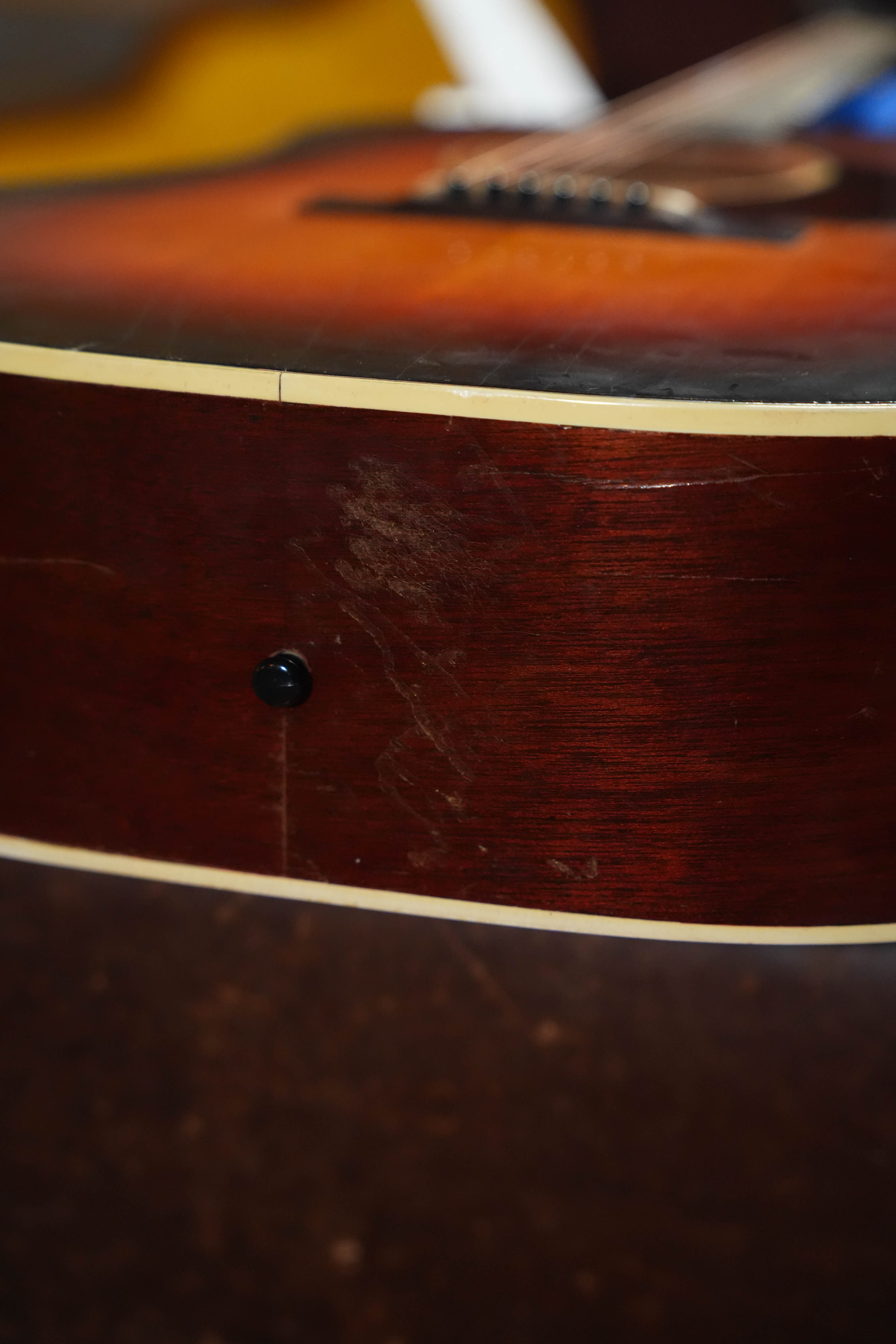 (Used) Vintage 1951 Gibson J-45 Round-Shouldered Dreadnought Guitar #1110