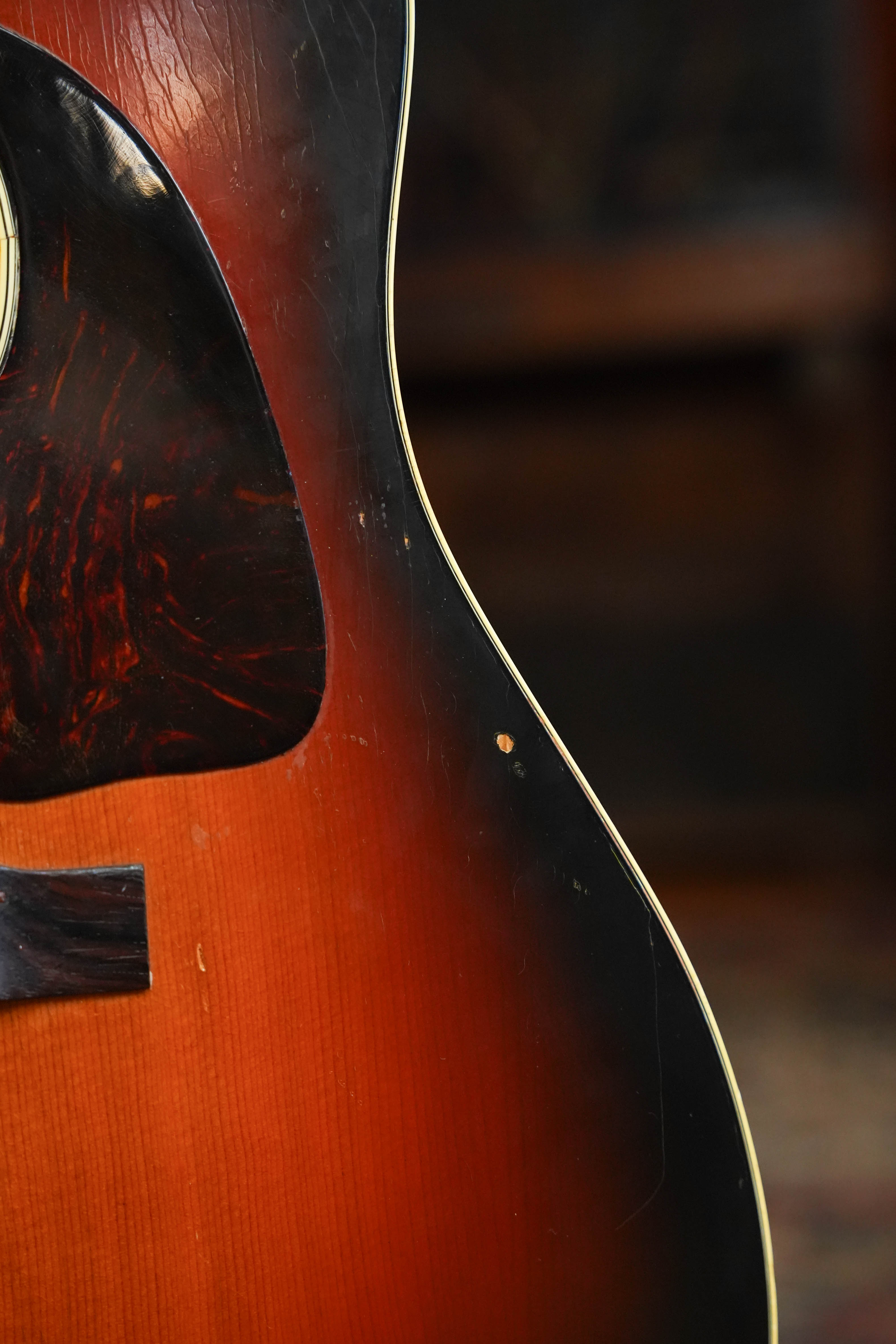 (Used) Vintage 1951 Gibson J-45 Round-Shouldered Dreadnought Guitar #1110