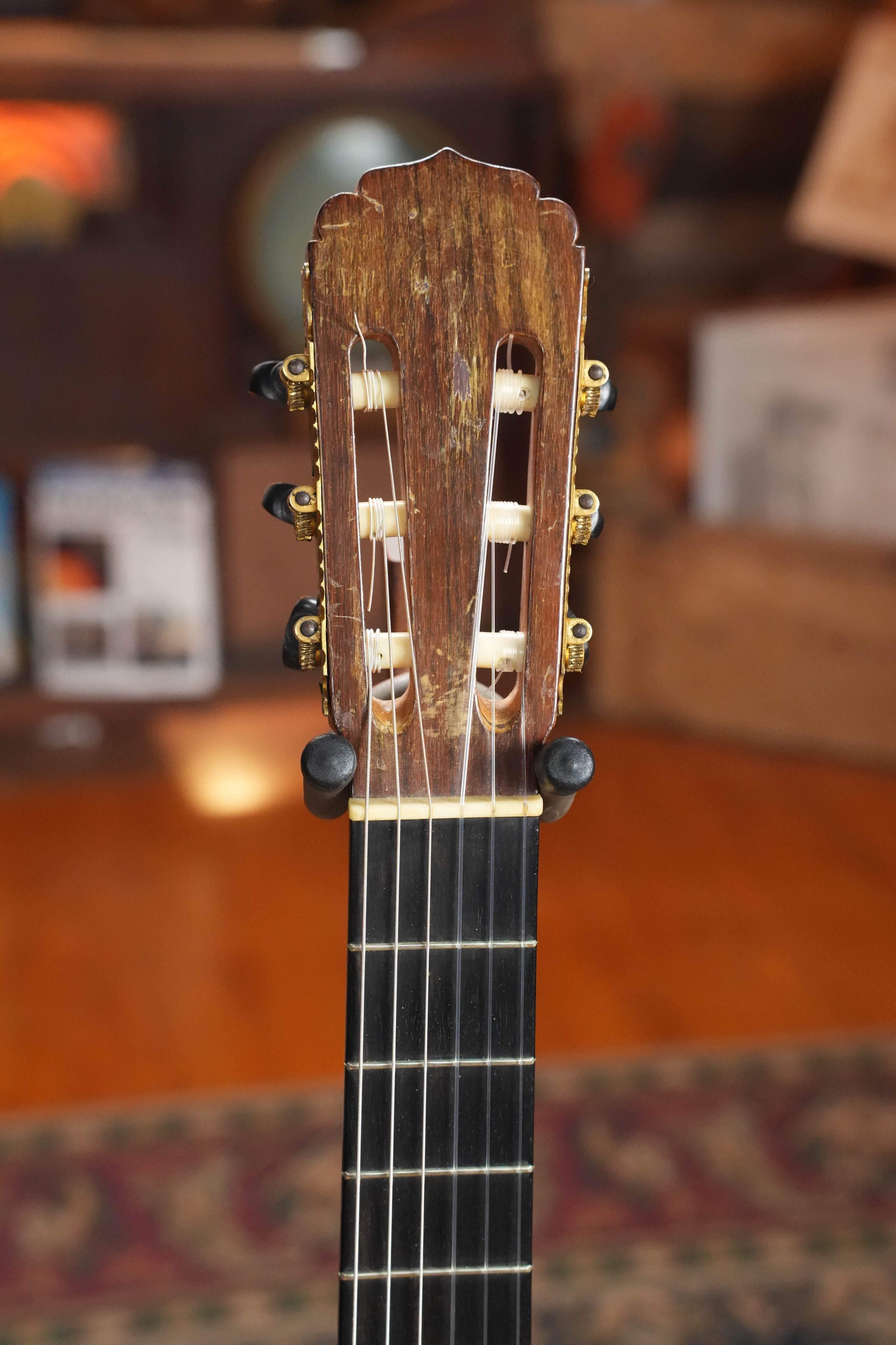 (Used) Vintage 1966 Condal No. 3 Classical