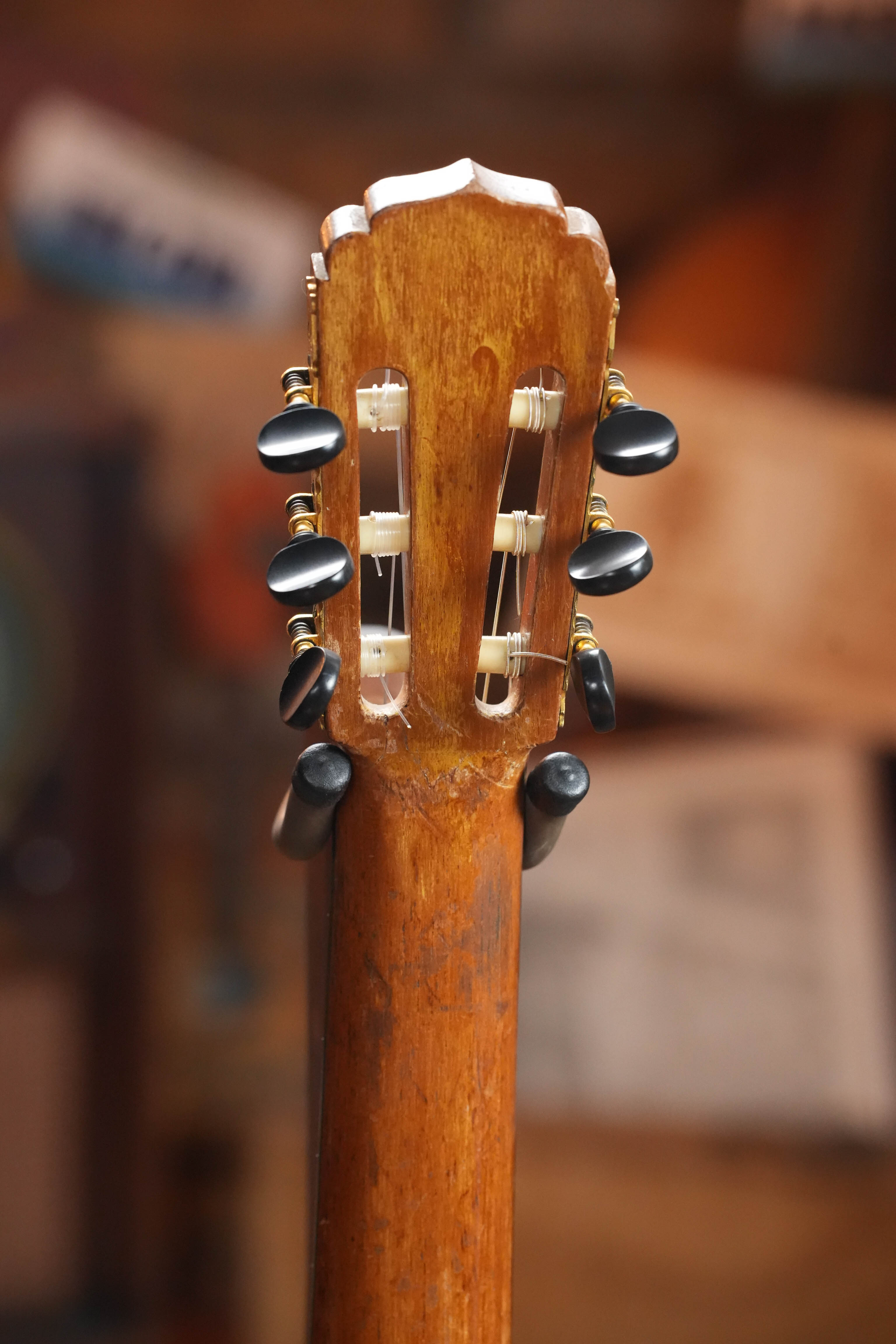 (Used) Vintage 1966 Condal No. 3 Classical